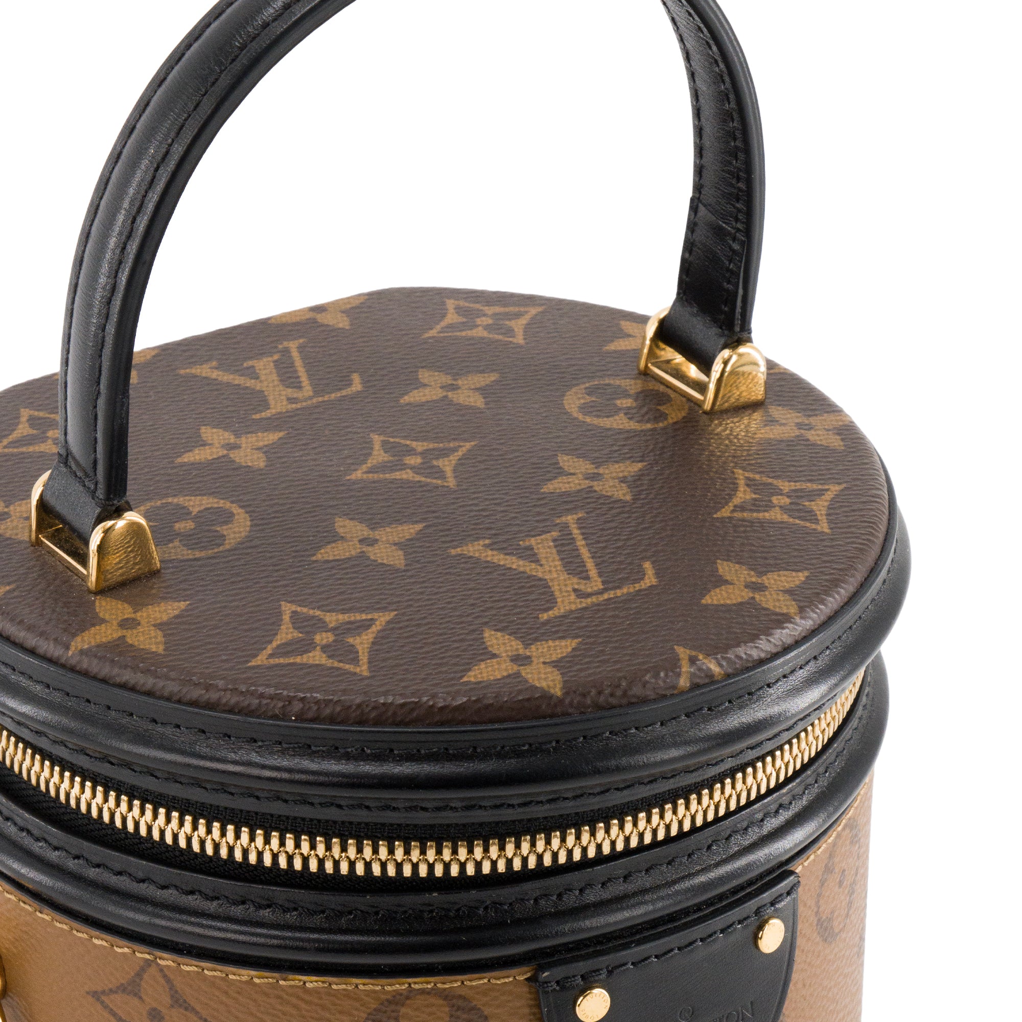 LOUIS VUITTON - Sac à bandoulière Cannes Louis Vuitton en toile enduite monogrammée