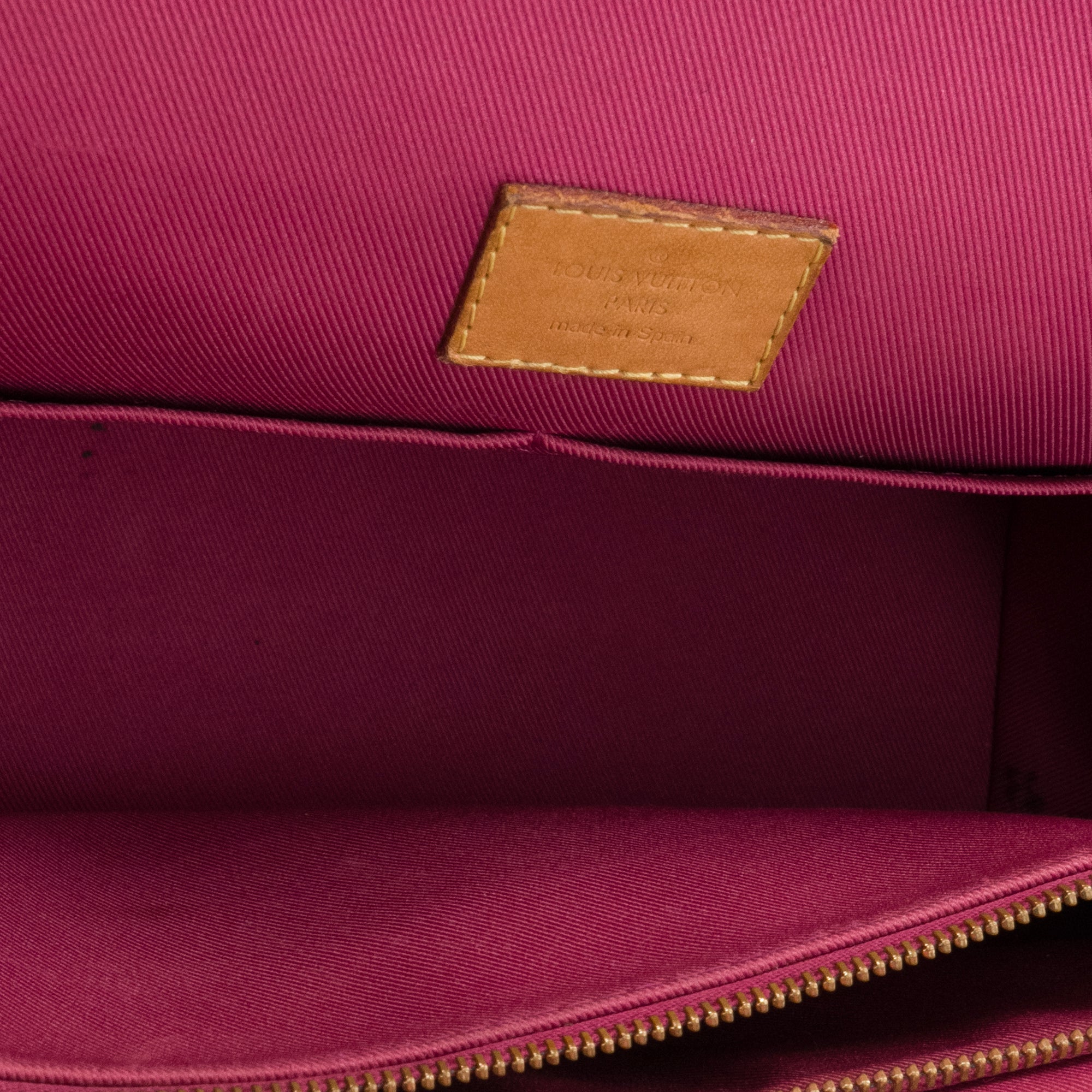 LOUIS VUITTON - Sac à bandoulière Cluny BB Louis Vuitton en toile enduite monogrammée