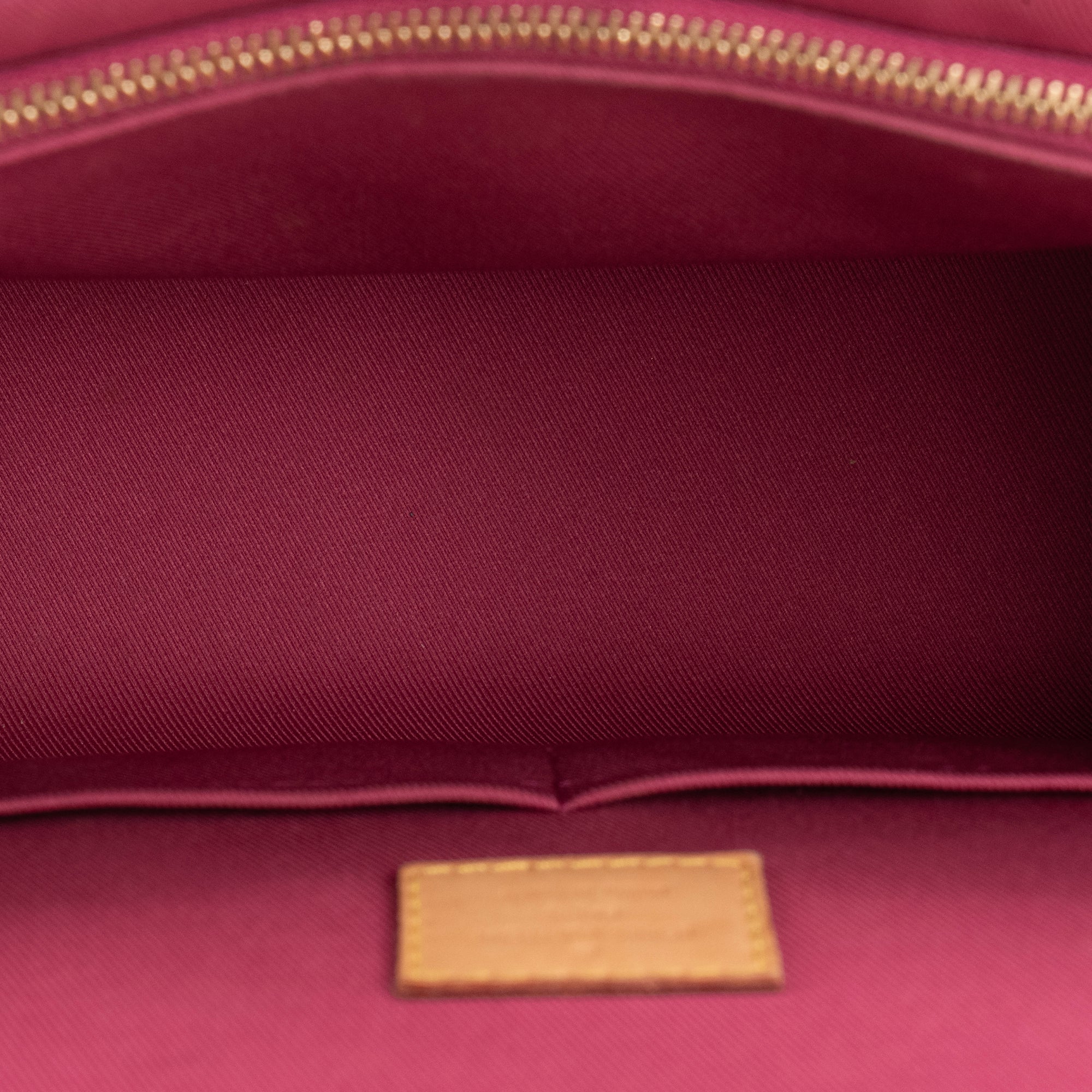 LOUIS VUITTON - Sac à bandoulière Cluny BB Louis Vuitton en toile enduite monogrammée