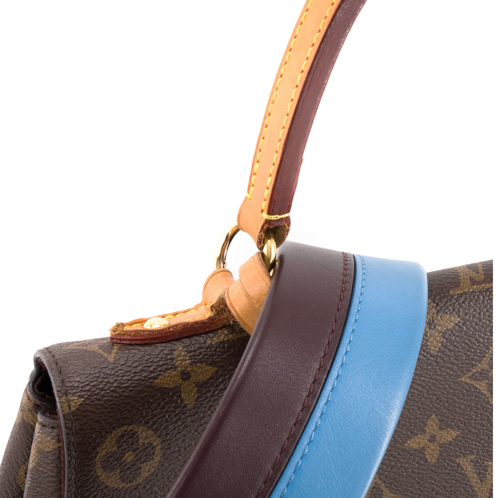 LOUIS VUITTON - Sac à bandoulière Cluny MM Louis Vuitton en toile monogrammée marron