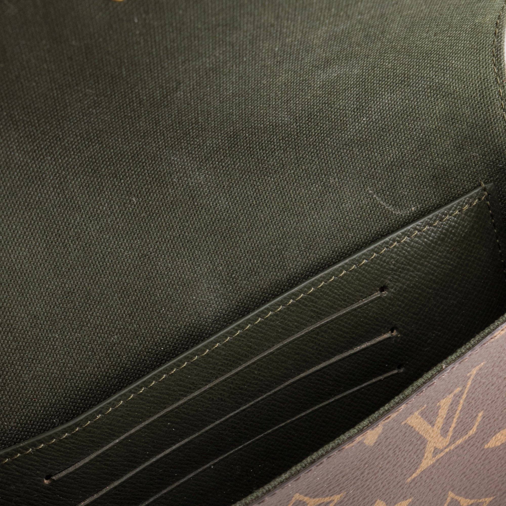 LOUIS VUITTON - Sac à bandoulière Félicie Strap & Go Louis Vuitton en toile enduite monogrammée