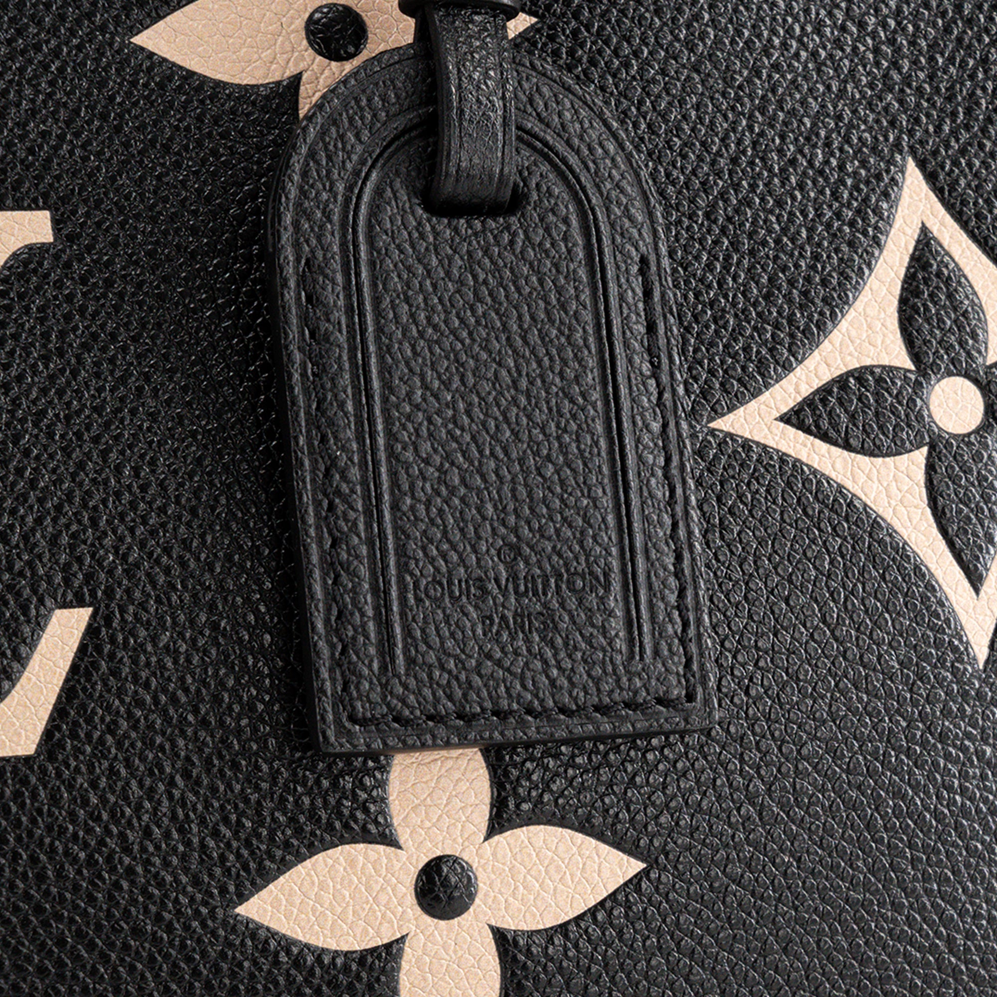 LOUIS VUITTON - Sac à bandoulière Grand Palais Louis Vuitton en cuir empreinte noir et beige