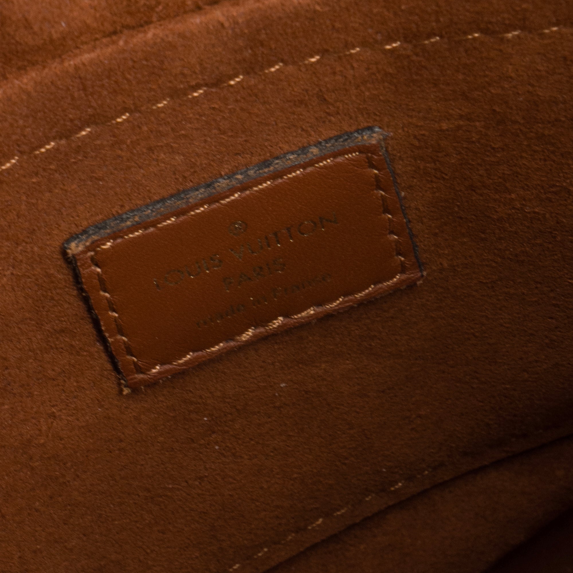 LOUIS VUITTON - Sac à bandoulière Locky BB Louis Vuitton en toile enduite et cuir marron