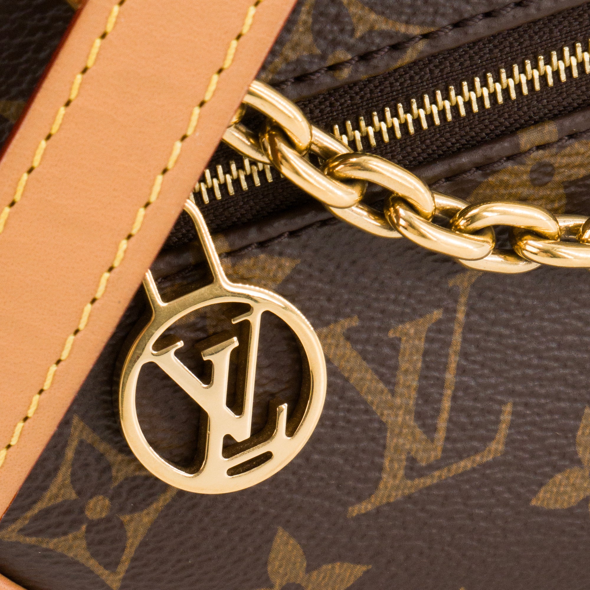 LOUIS VUITTON - Sac à bandoulière Loop Louis Vuitton en toile enduite monogrammée