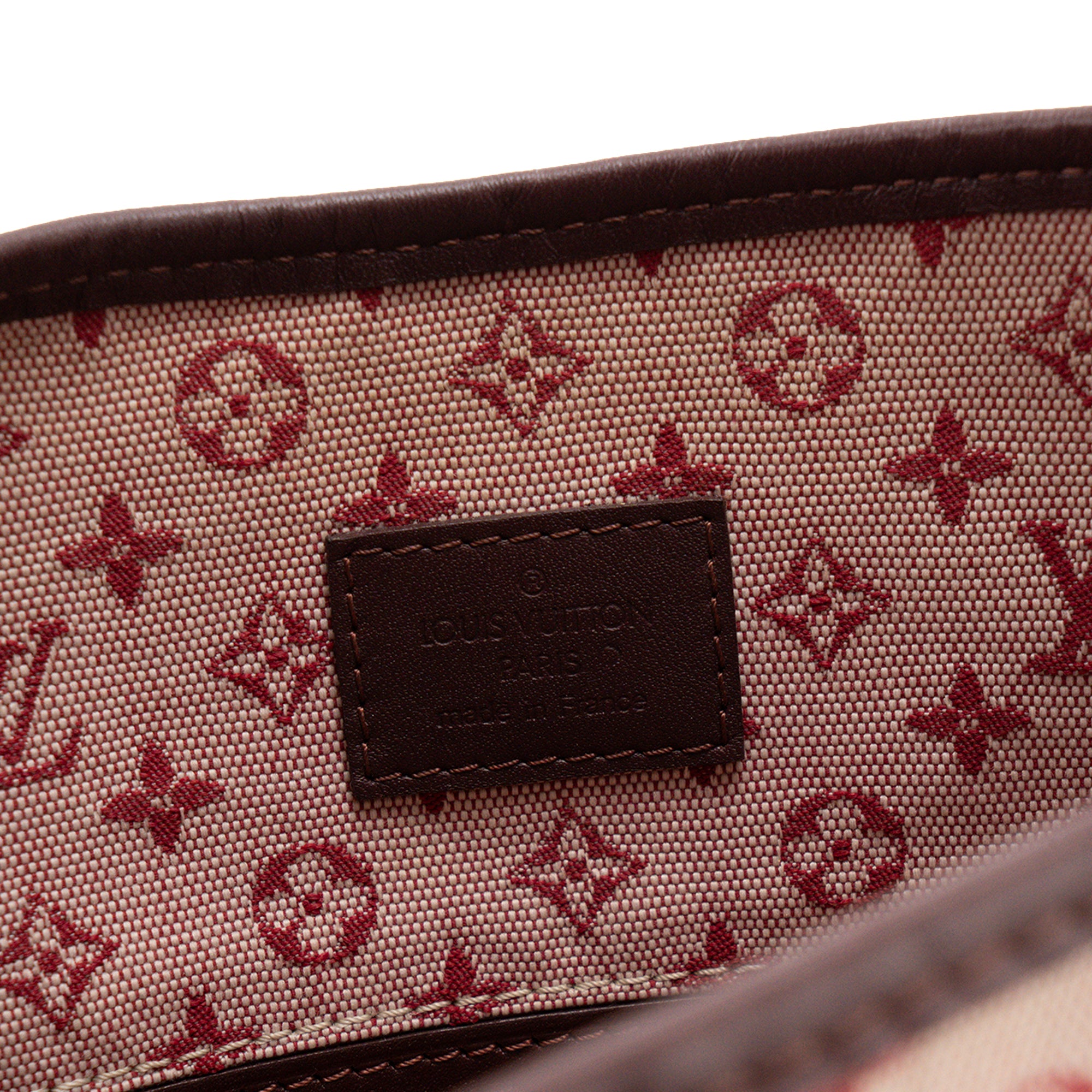 LOUIS VUITTON - Sac à bandoulière Mary Kate Louis Vuitton en toile monogrammée bordeaux
