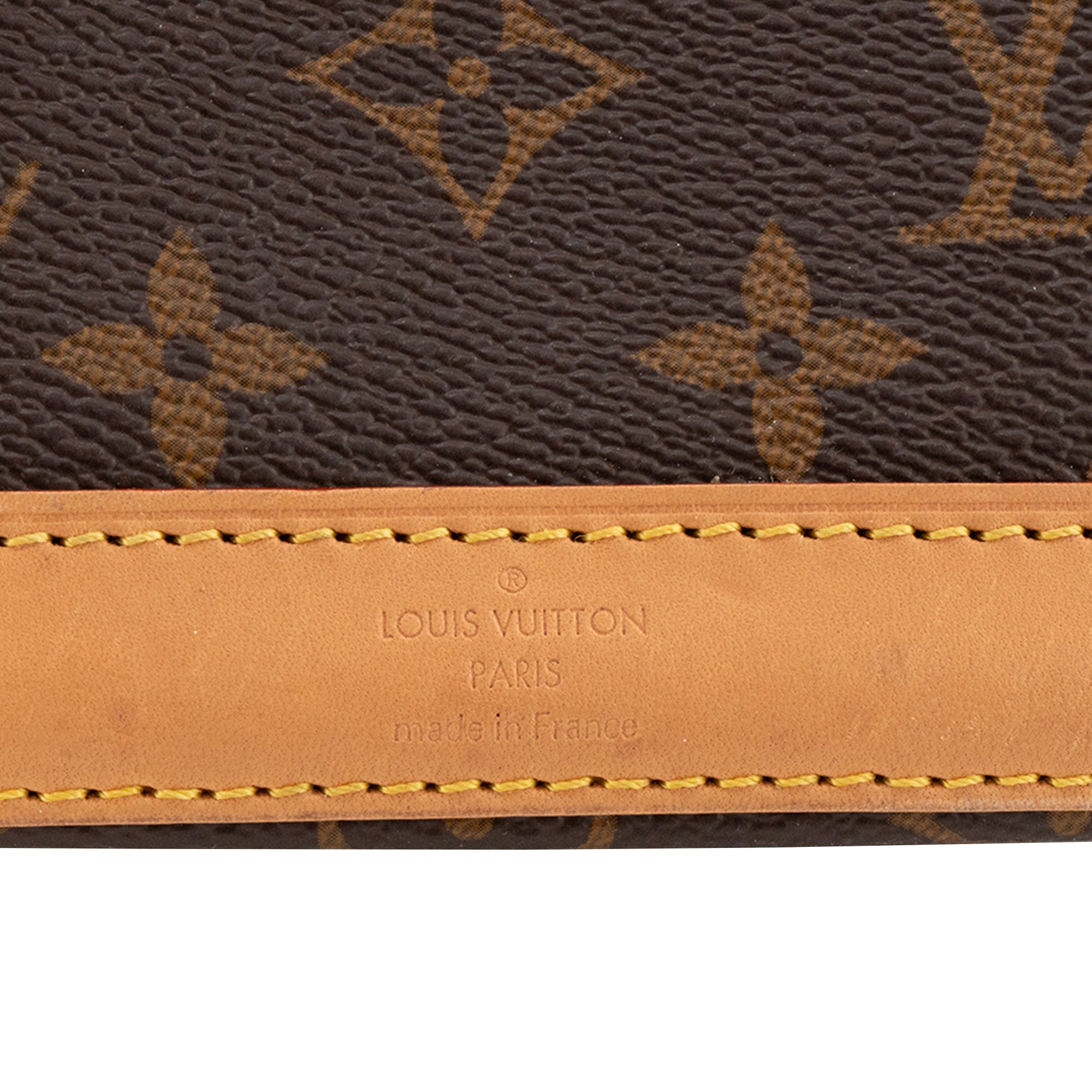 LOUIS VUITTON - Sac à bandoulière Nano Alma Louis Vuitton en toile enduite monogrammée