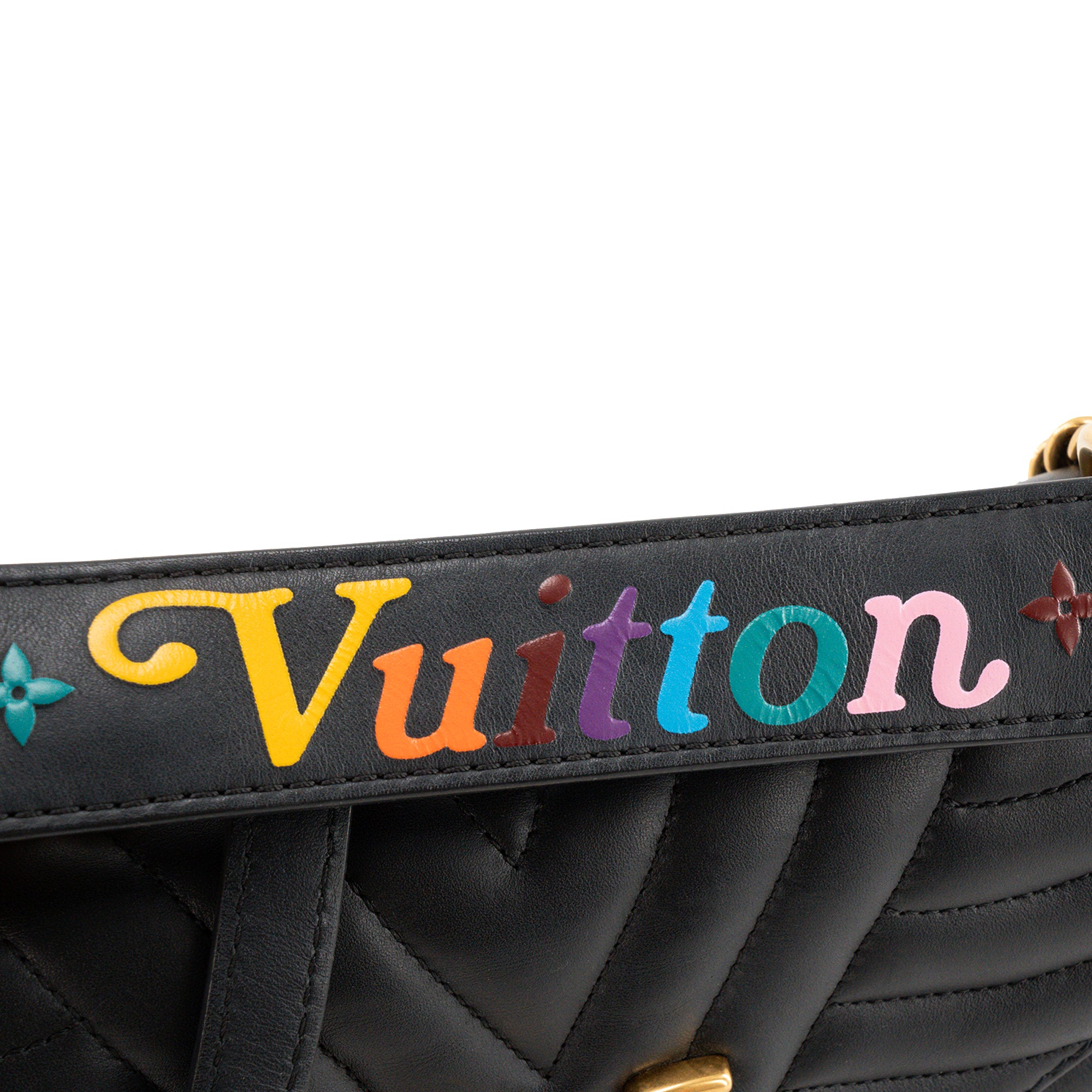 LOUIS VUITTON - Sac à bandoulière New Wave Louis Vuitton en cuir matelassé noir