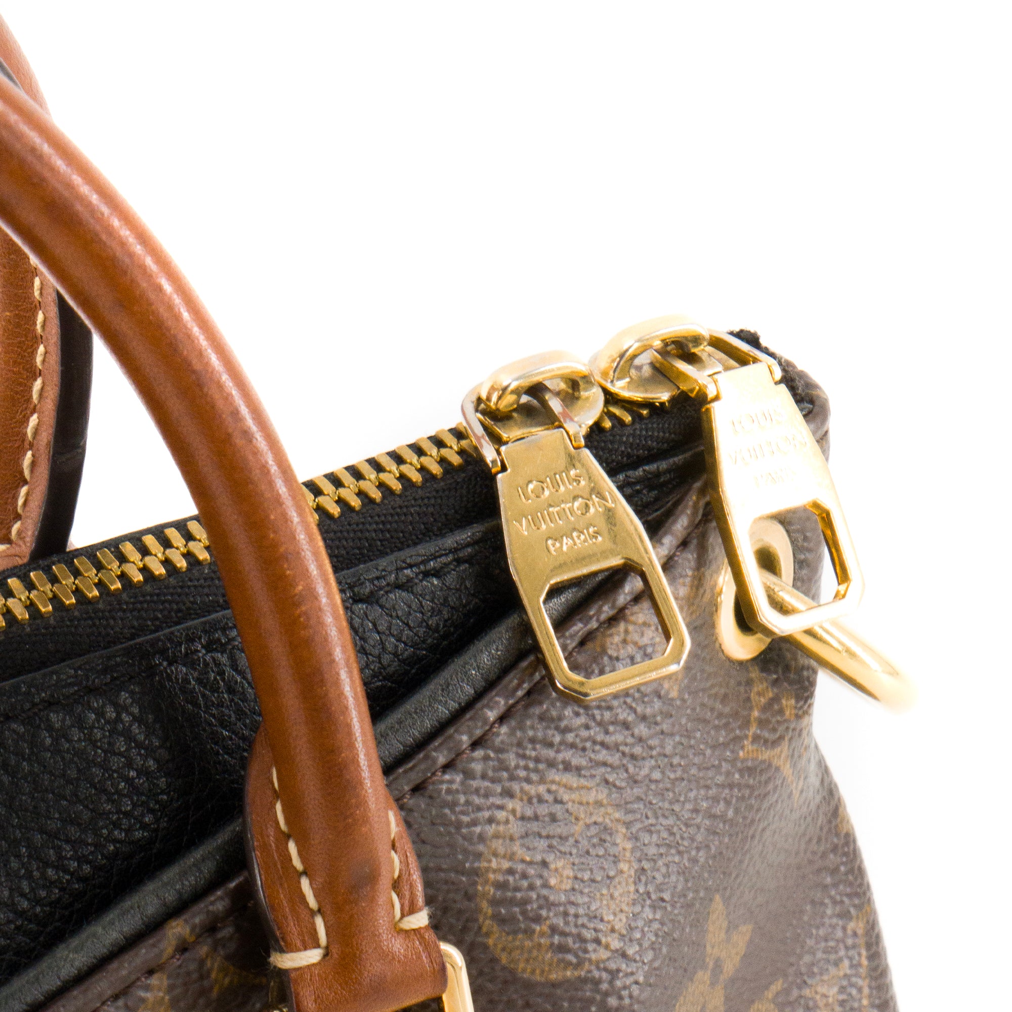 LOUIS VUITTON - Sac à bandoulière Pallas BB Louis Vuitton en toile enduite monogrammée