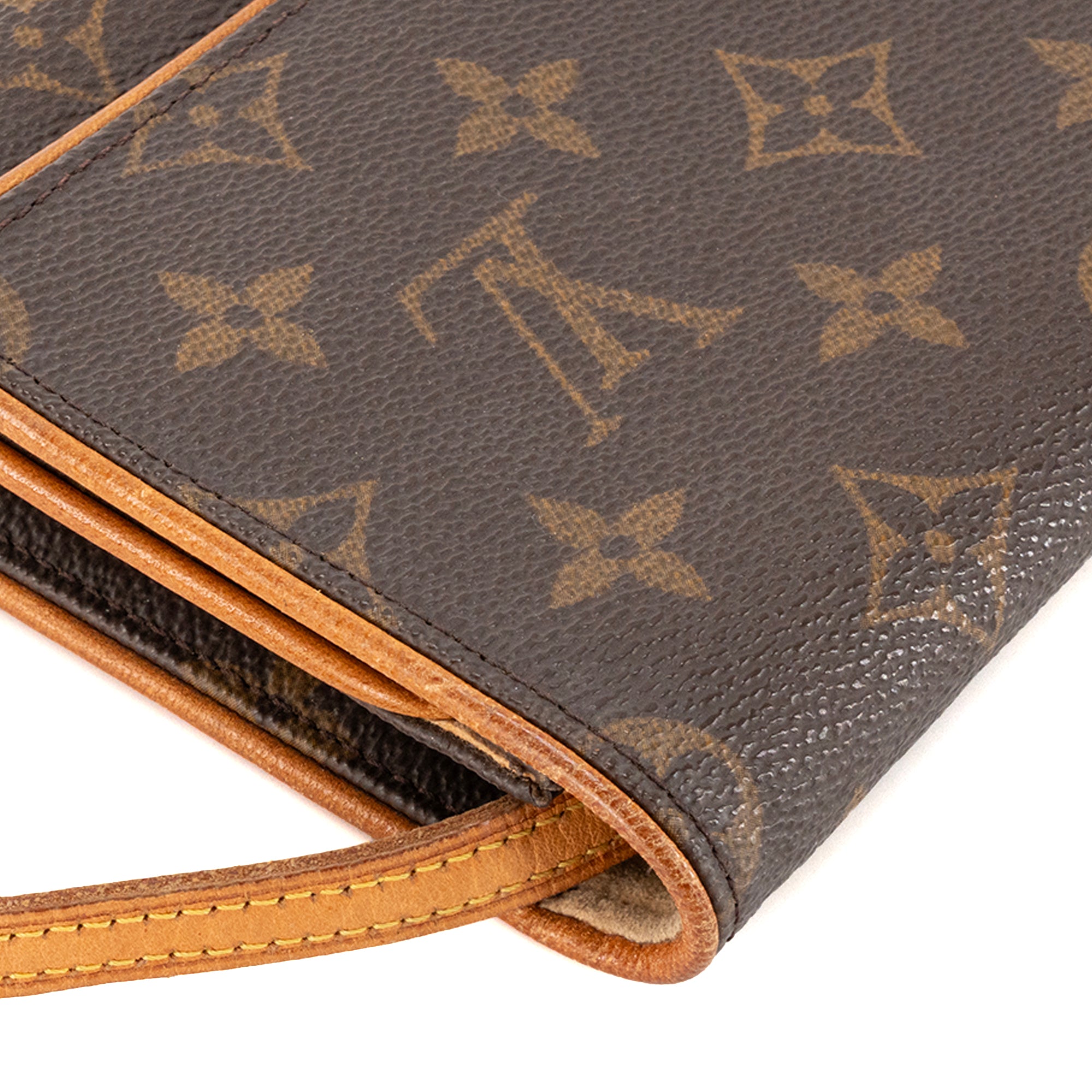 LOUIS VUITTON - Sac à bandoulière Pochette Twin Louis Vuitton en toile enduite monogrammée vintage