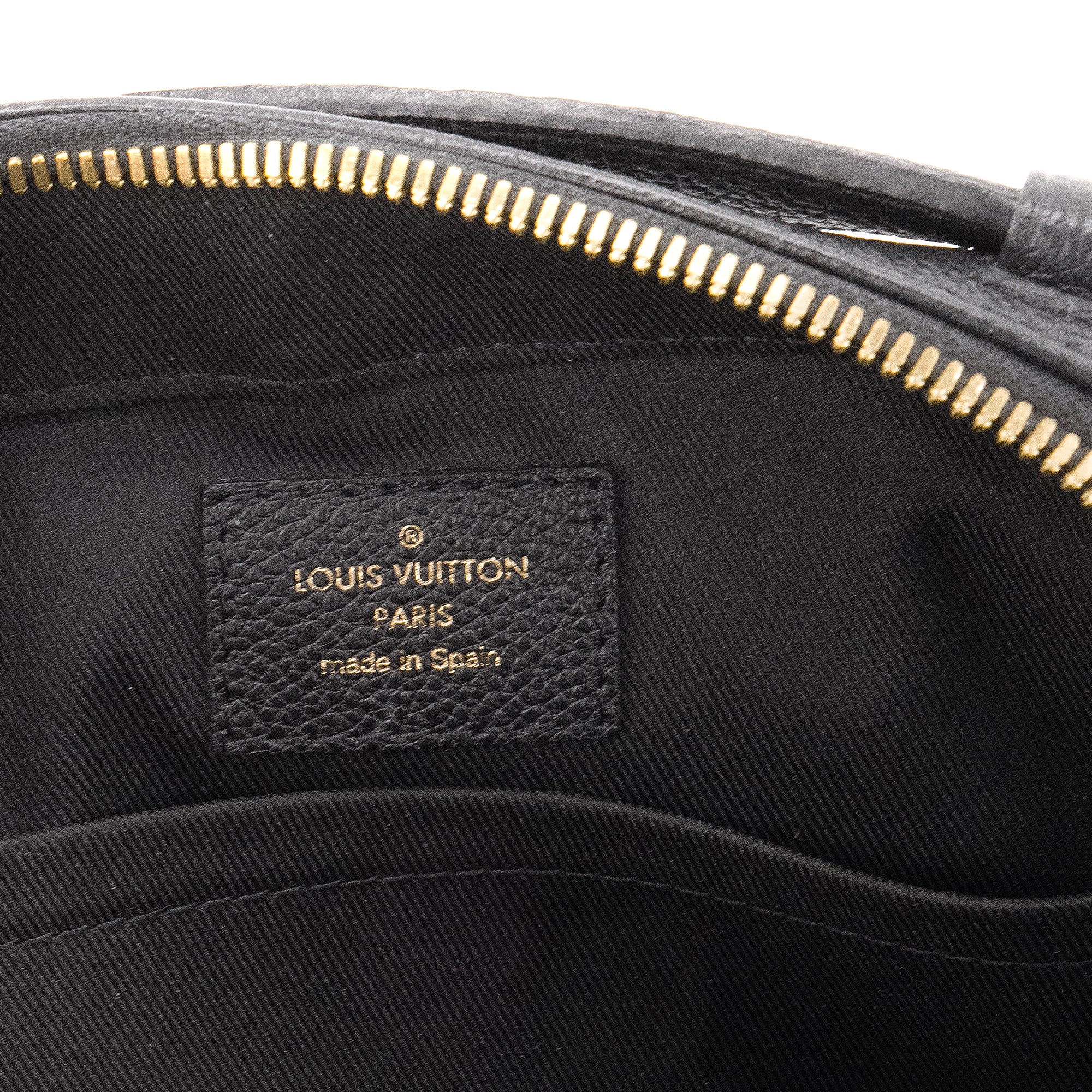 LOUIS VUITTON - Sac à bandoulière Saintonge Louis Vuitton en cuir empreinte noir