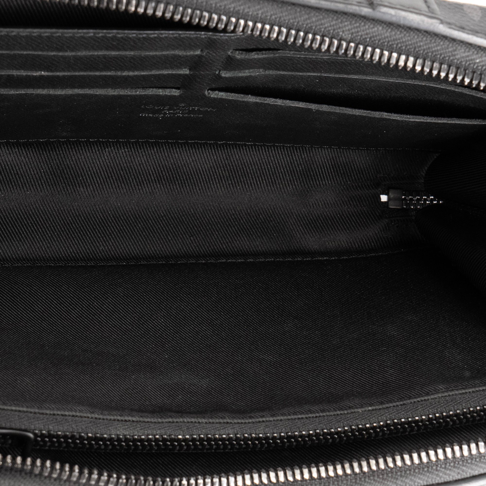 LOUIS VUITTON - Sac à bandoulière Soft Trunk Louis Vuitton en toile enduite monogrammée éclipse