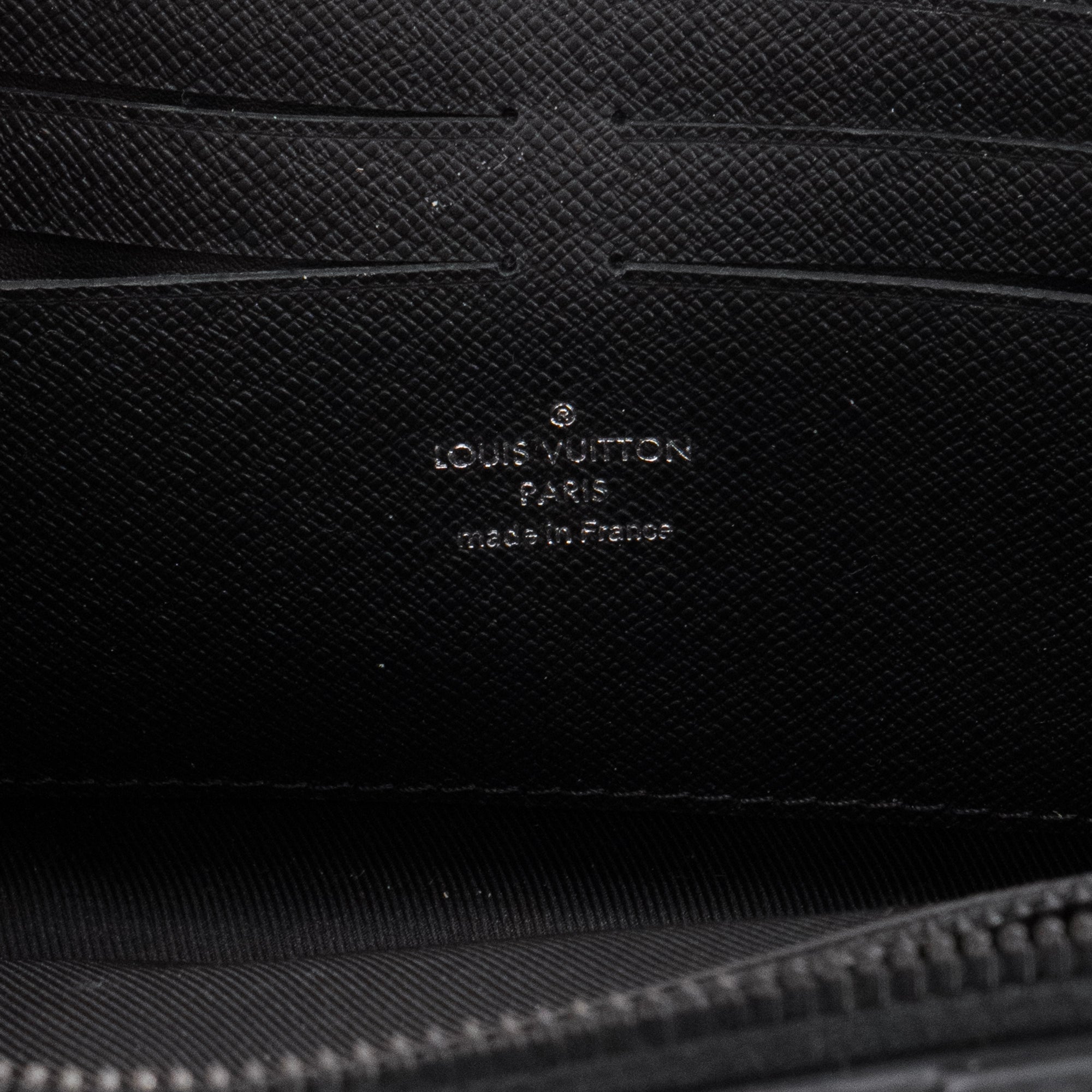 LOUIS VUITTON - Sac à bandoulière Soft Trunk Louis Vuitton en toile enduite monogrammée éclipse