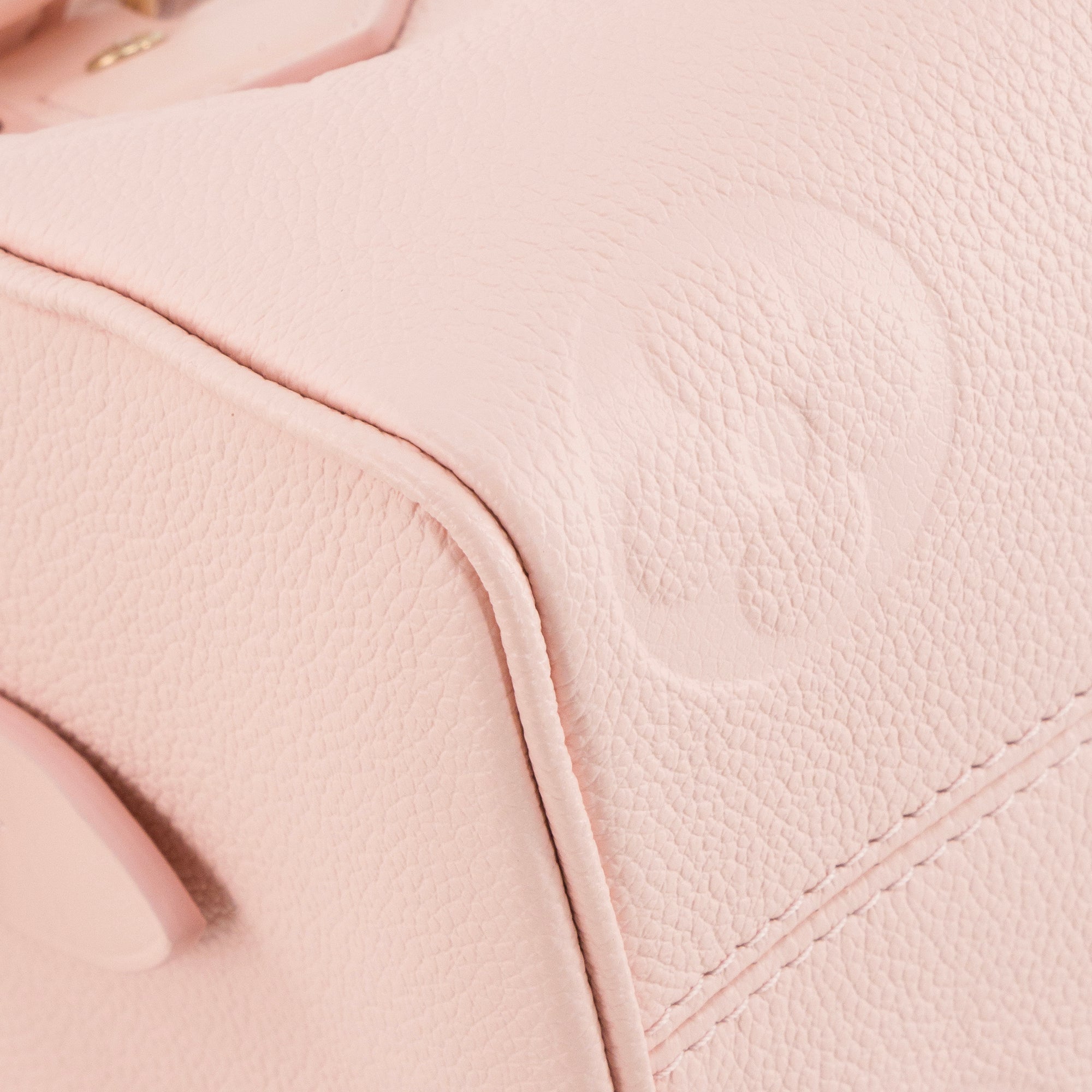 LOUIS VUITTON - Sac à bandoulière Speedy 20 Louis Vuitton en cuir empreinte rose