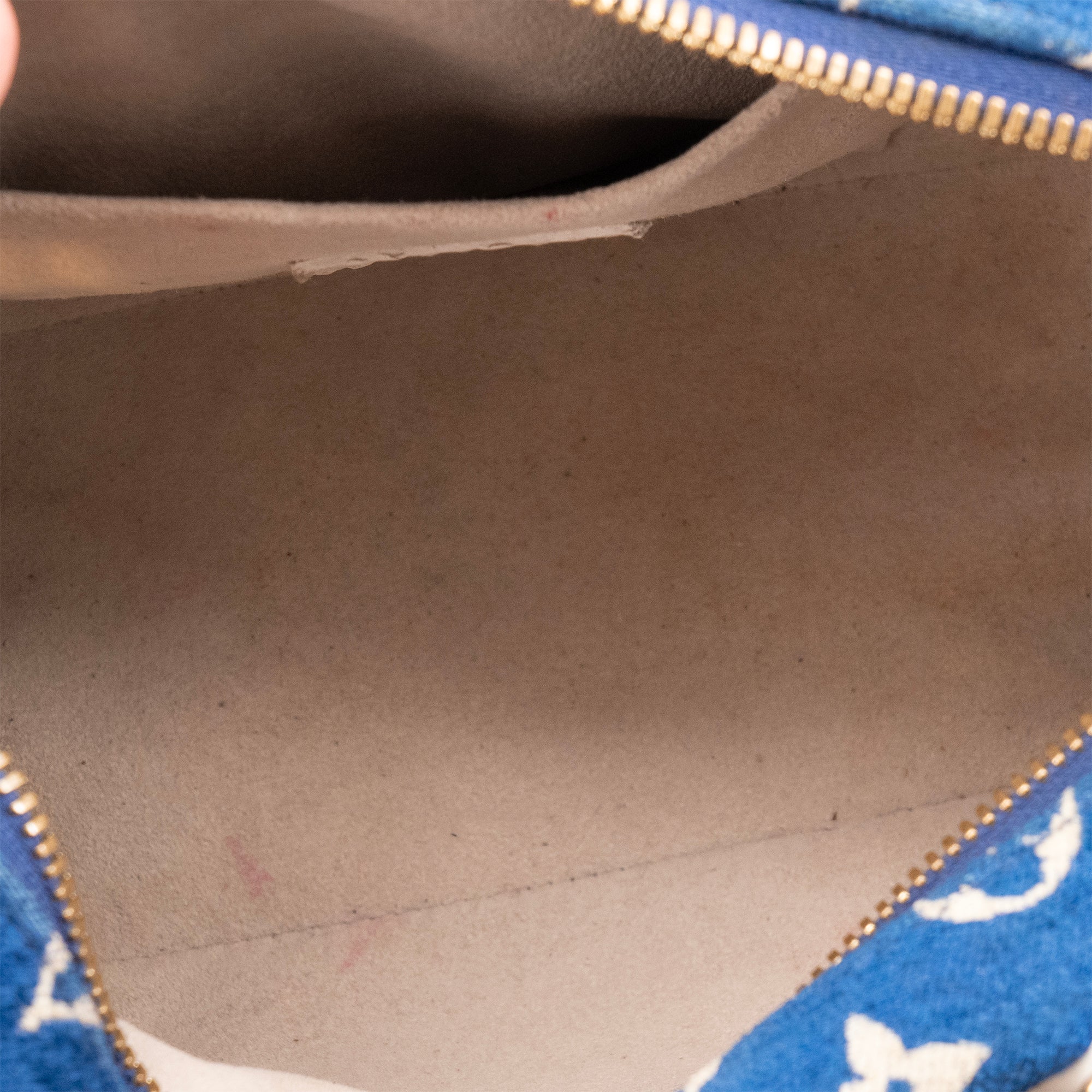 LOUIS VUITTON - Sac à bandoulière Speedy 20 Louis Vuitton en éponge bleue