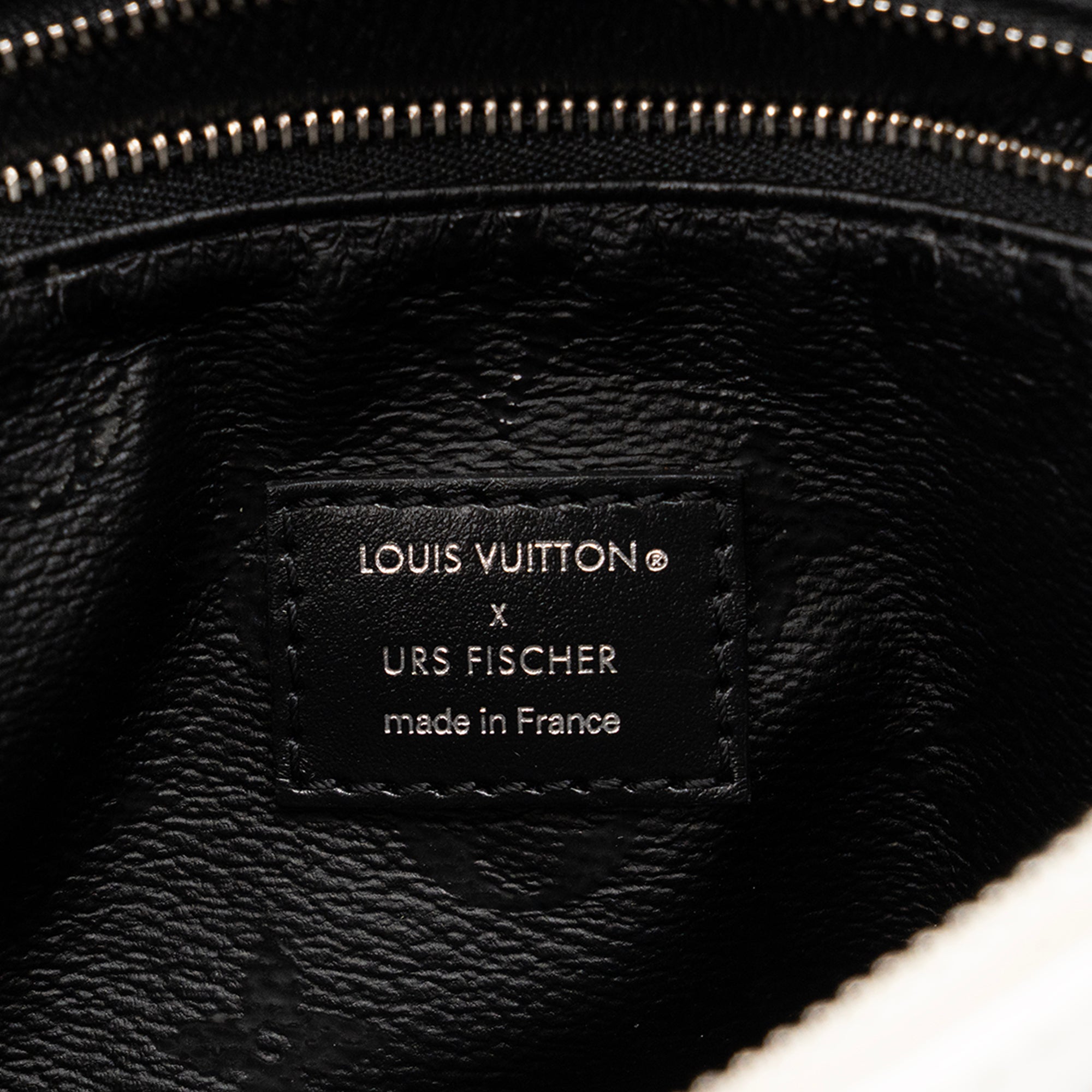 LOUIS VUITTON - Sac à bandoulière Speedy 25 Louis Vuitton x Urs Fisher en cuir grainé blanc et tuftage noir édition limitée