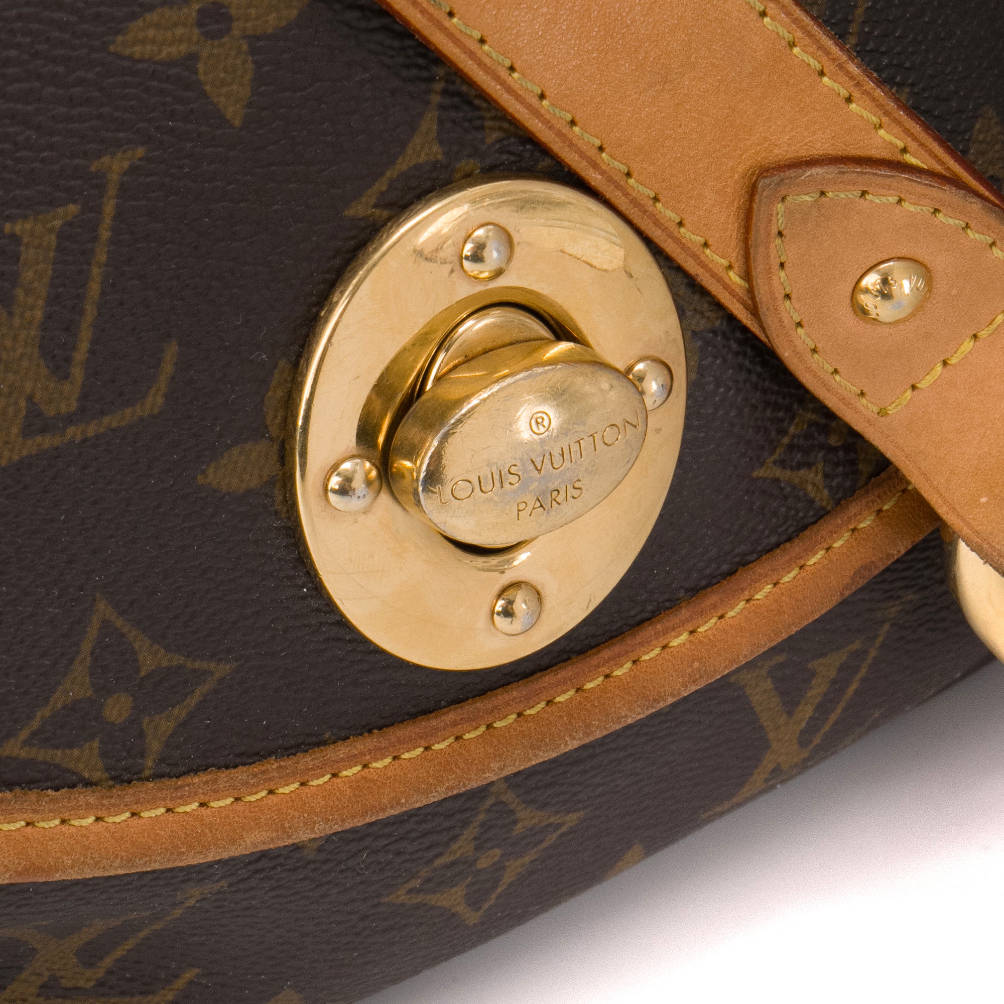 LOUIS VUITTON - Sac à bandoulière Tulum Louis Vuitton en toile enduite monogrammée