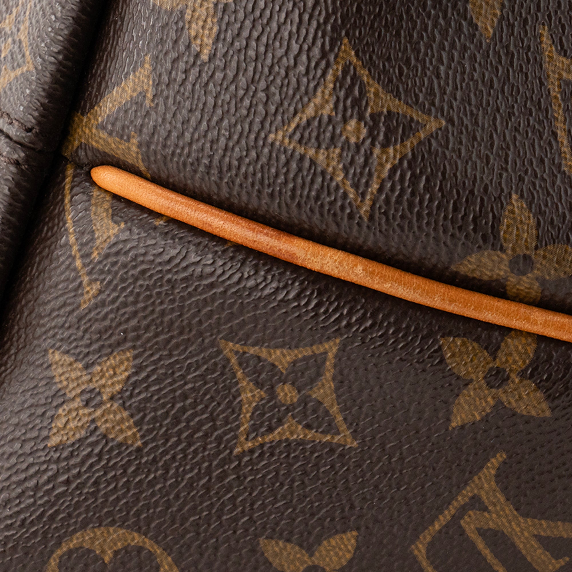 LOUIS VUITTON - Sac à bandoulière Turenne Louis Vuitton en toile enduite monogrammée