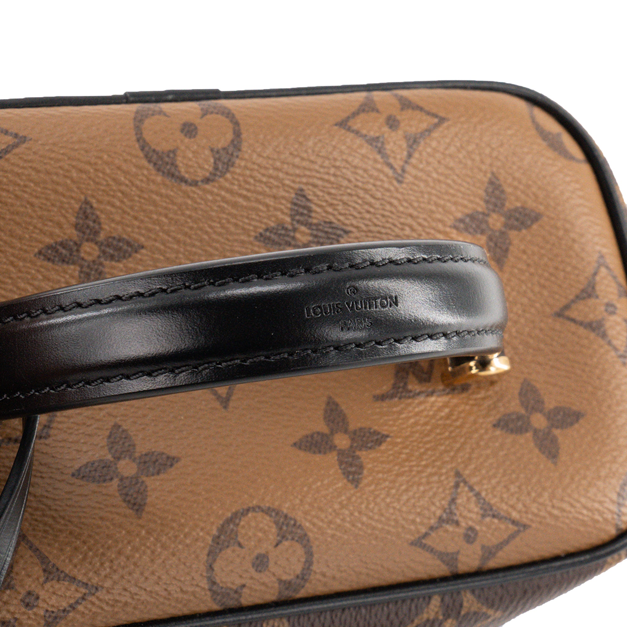 LOUIS VUITTON - Sac à bandoulière Vanity PM Louis Vuitton en toile enduite monogrammée reverse