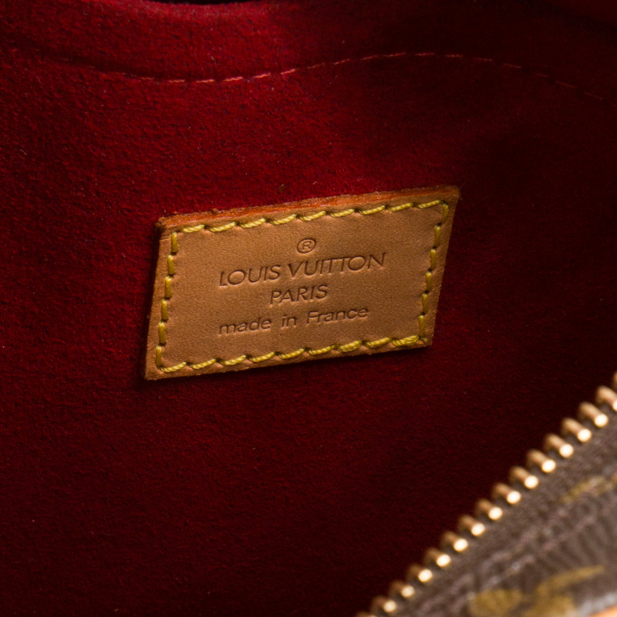 LOUIS VUITTON - Sac à épaule Croissant MM Louis Vuitton en toile enduite monogrammée