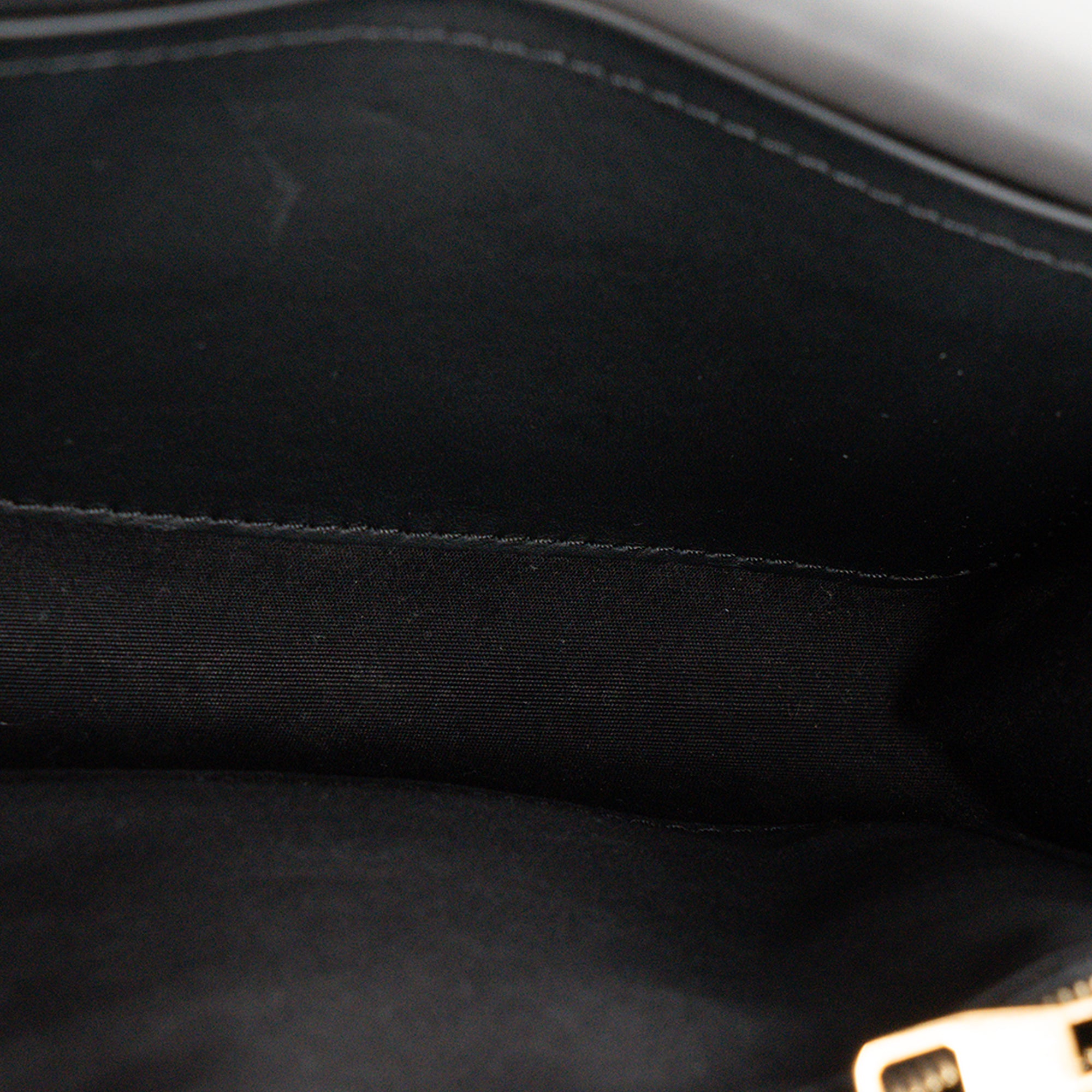 LOUIS VUITTON - Sac à bandoulière Louise Louis Vuitton en cuir verni noir