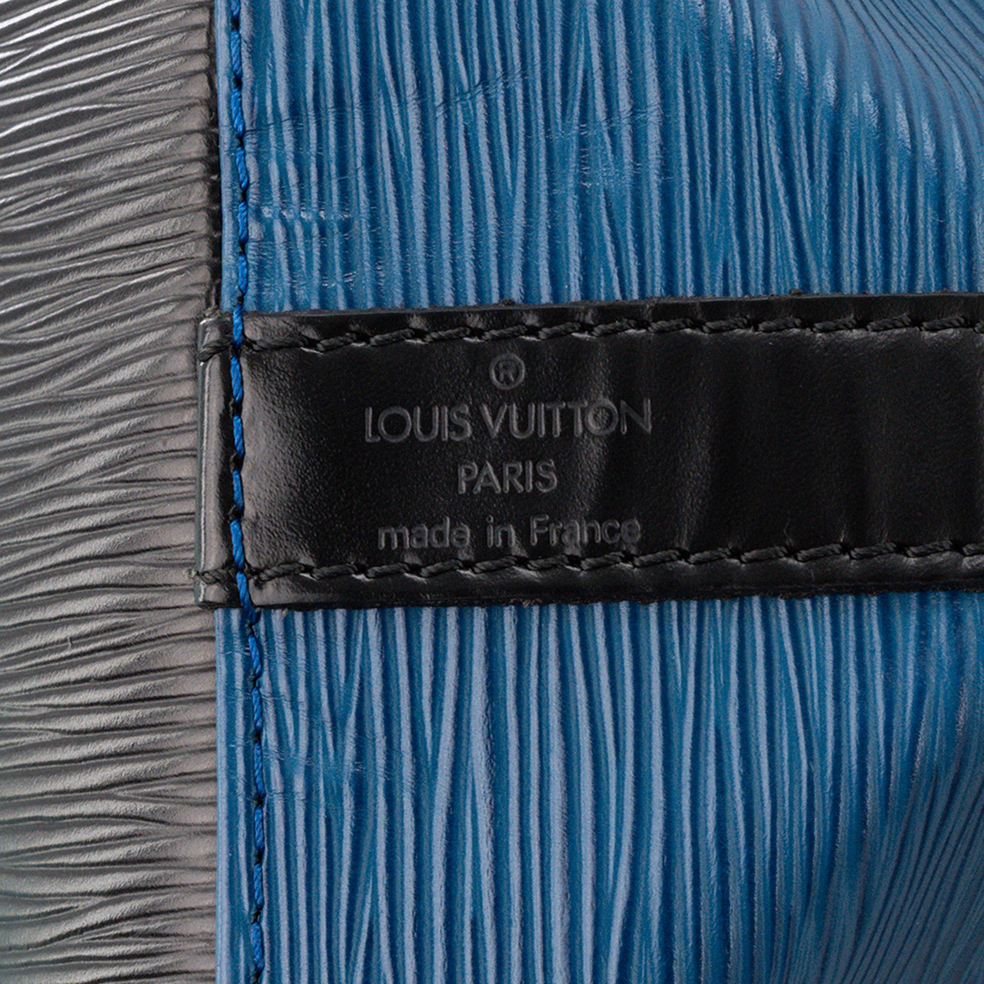 LOUIS VUITTON - Sac à épaule Noé Louis Vuitton en cuir épi bleu vintage