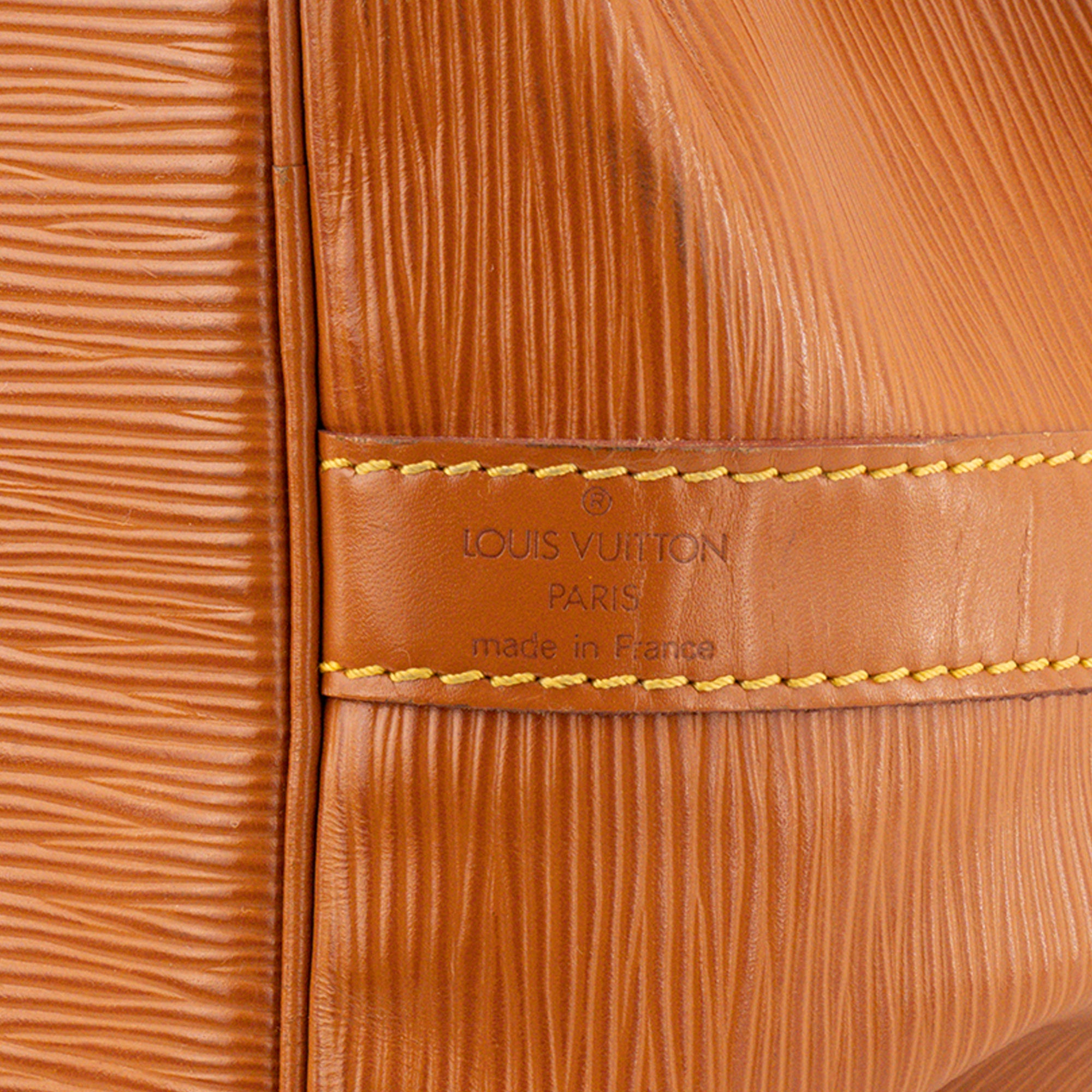 LOUIS VUITTON - Sac à épaule Noé PM Louis Vuitton en cuir épi marron vintage