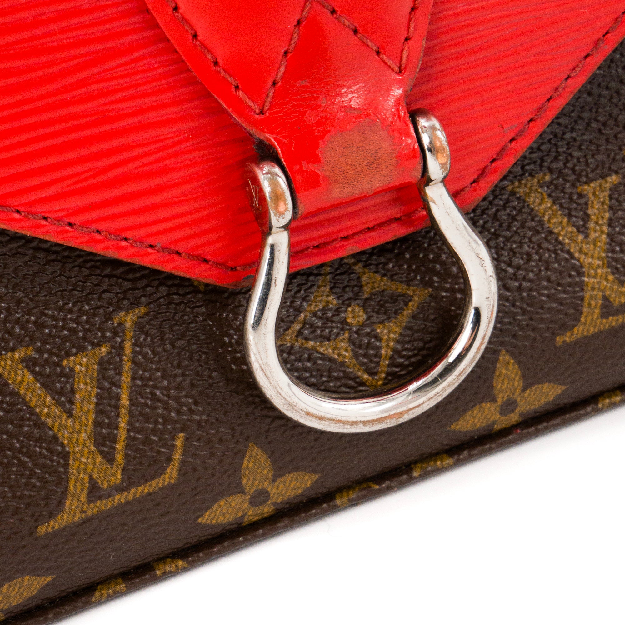 LOUIS VUITTON - Sac à bandoulière Saint Michel Louis Vuitton en cuir épi rouge et toile monogrammée marron