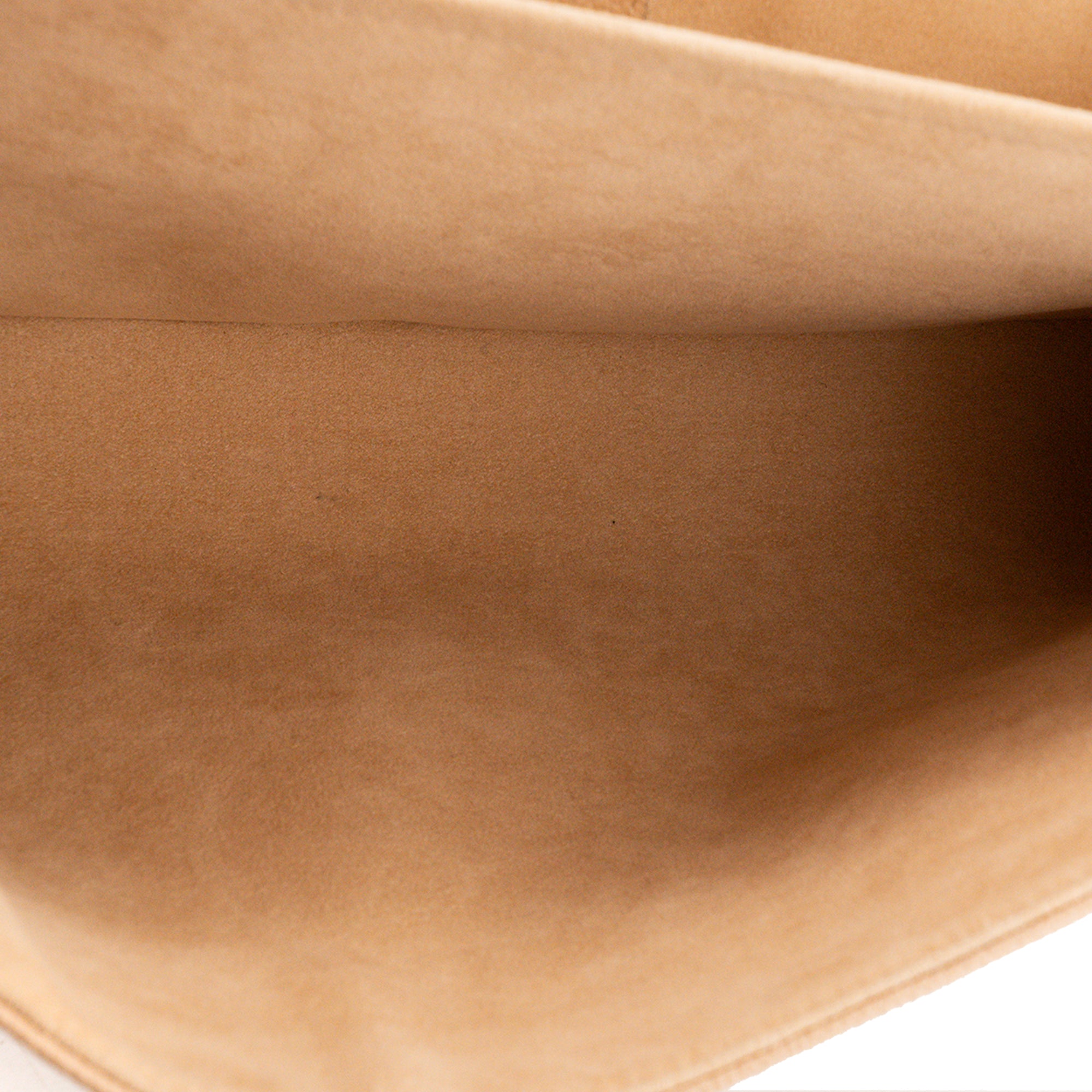 LOUIS VUITTON - Sac à bandoulière St Germain MM Louis Vuitton en cuir grainé beige