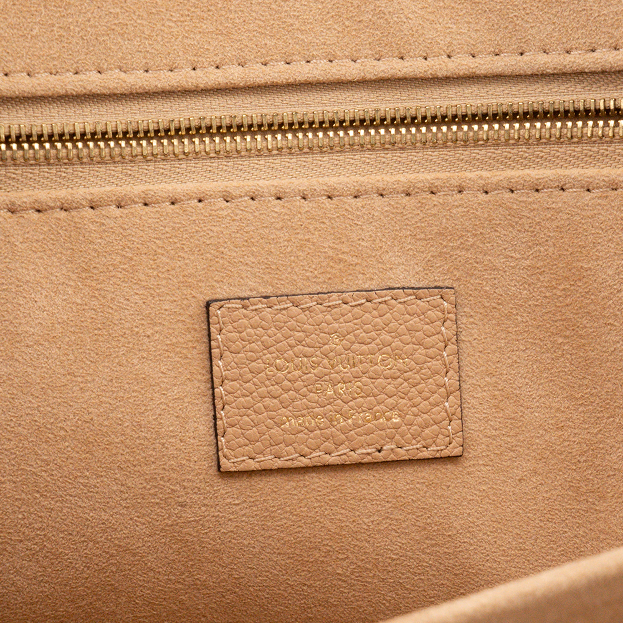 LOUIS VUITTON - Sac à bandoulière St Germain MM Louis Vuitton en cuir grainé beige