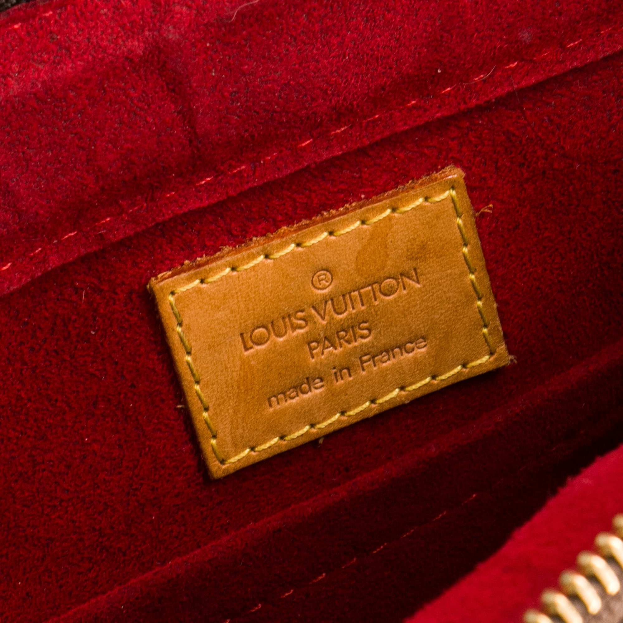 LOUIS VUITTON - Sac à épaule Viva Cité Louis Vuitton en toile enduite monogrammée