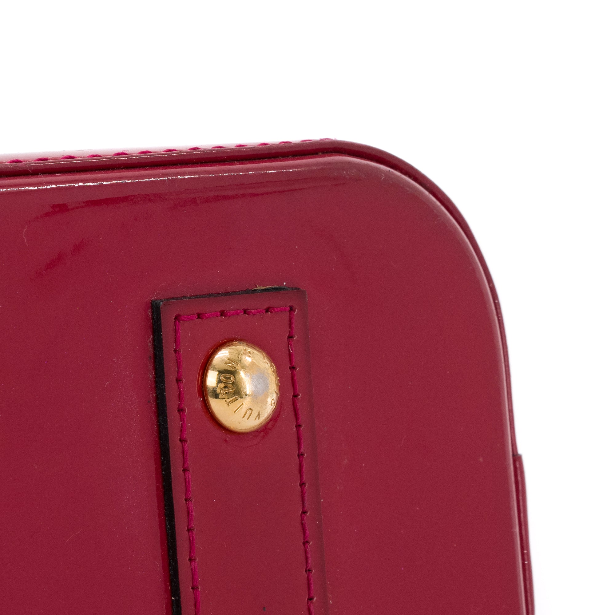 LOUIS VUITTON - Sac à main Alma BB Louis Vuitton en cuir verni rouge