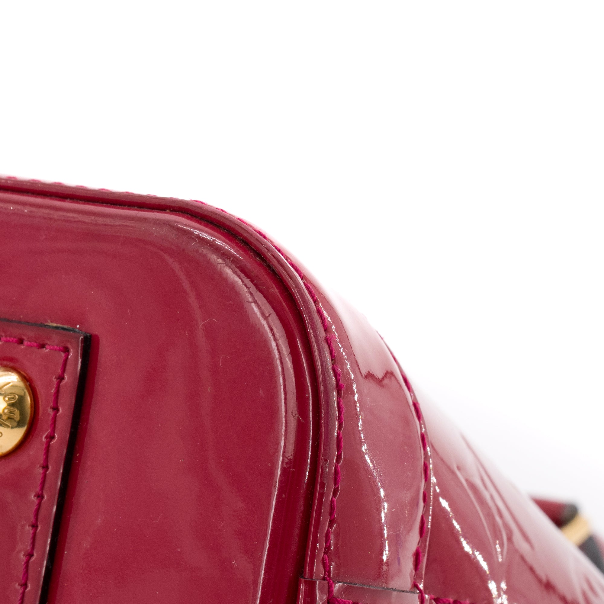 LOUIS VUITTON - Sac à main Alma BB Louis Vuitton en cuir verni rouge