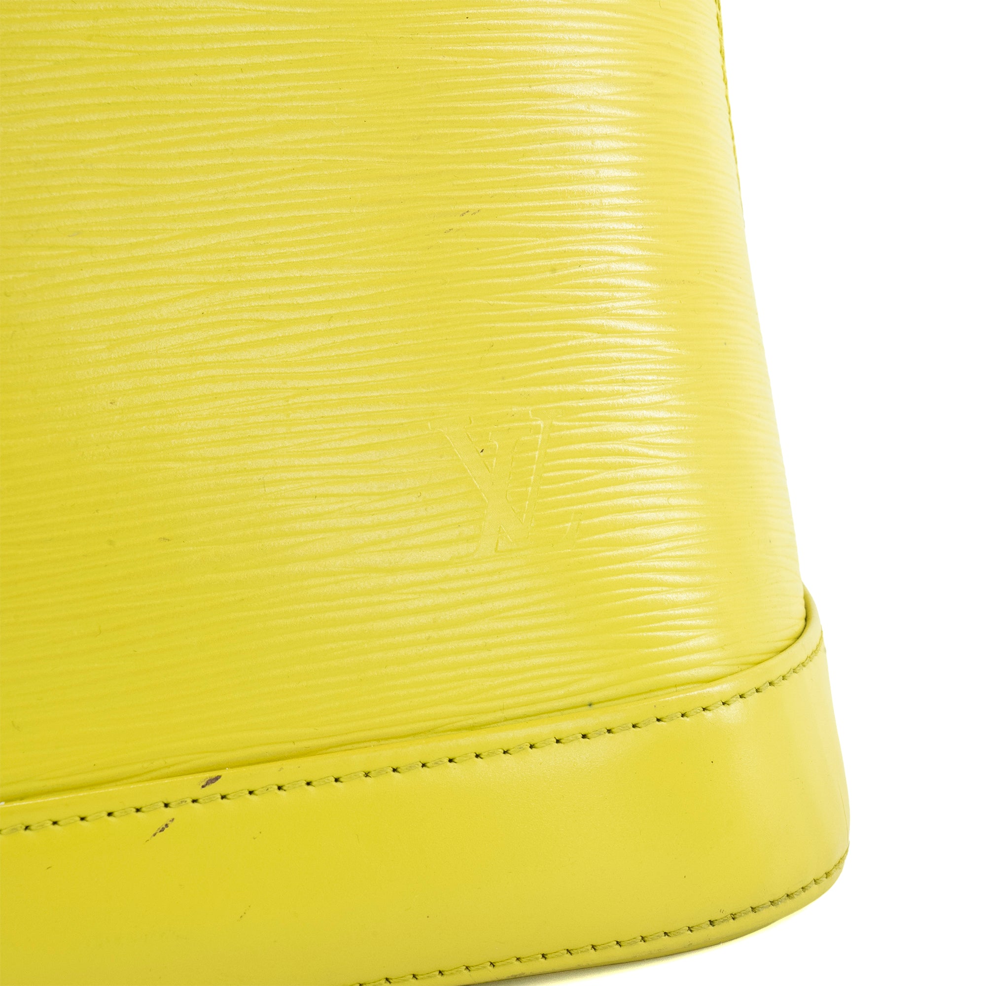 LOUIS VUITTON - Sac à main Alma MM Louis Vuitton en cuir épi jaune fluo