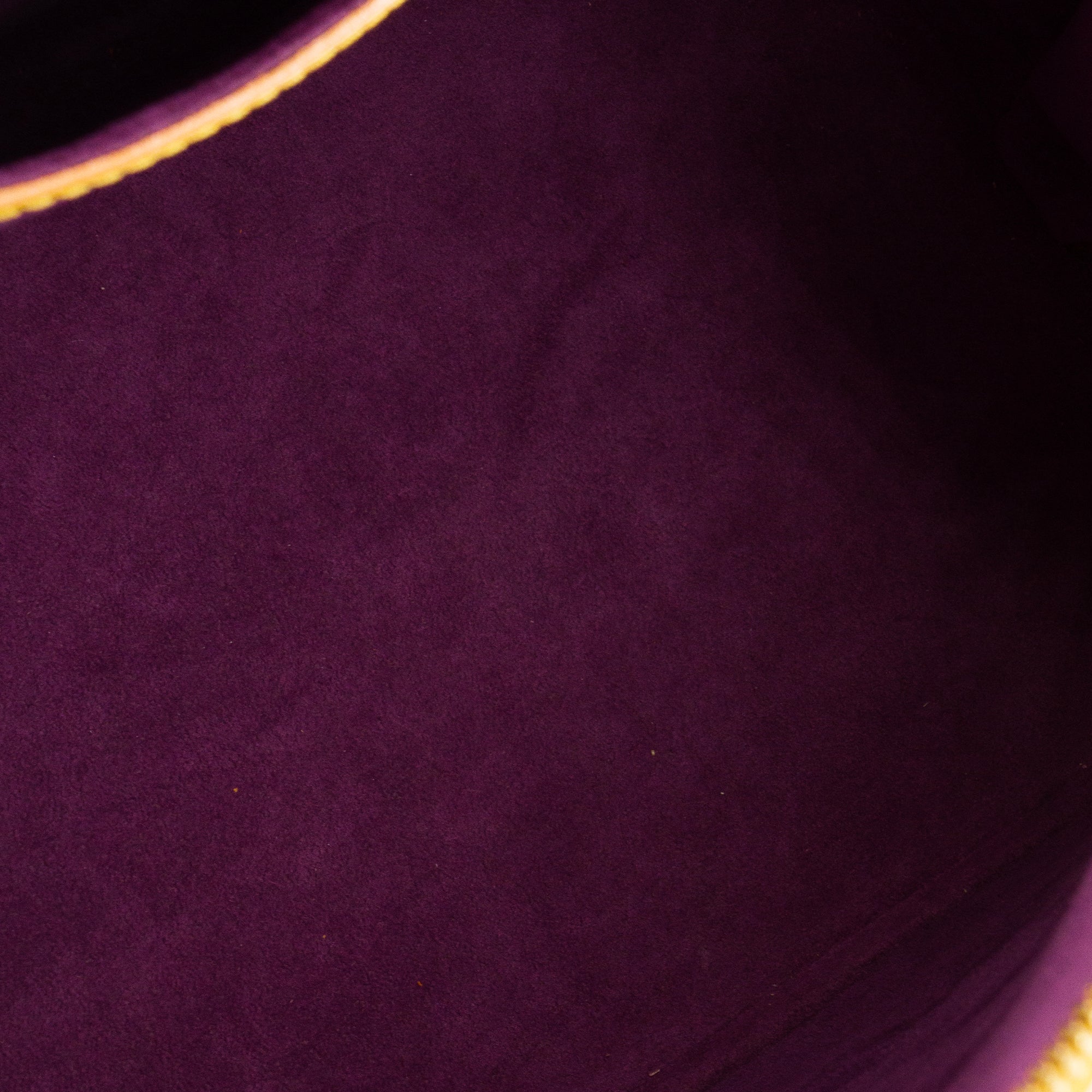 LOUIS VUITTON - Sac à main Alma PM Louis Vuitton en cuir épi jaune vintage