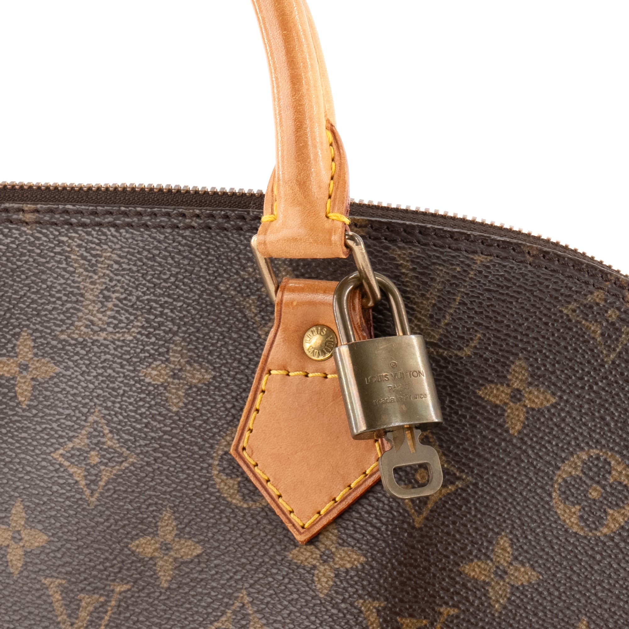 LOUIS VUITTON - Sac à main Alma PM Louis Vuitton en toile enduite monogrammée vintage