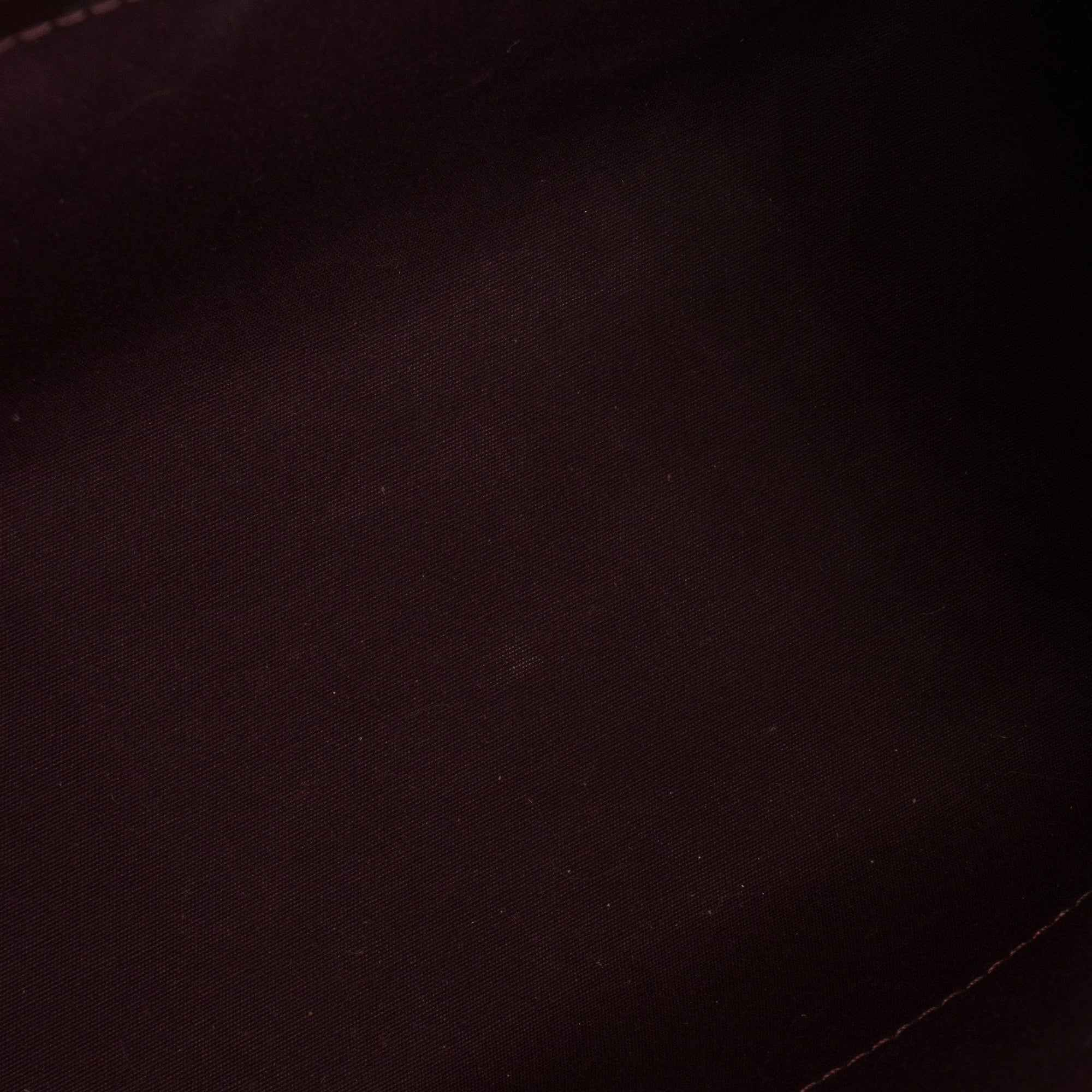 LOUIS VUITTON - Sac à main Brea Louis Vuitton en cuir épi verni bordeaux