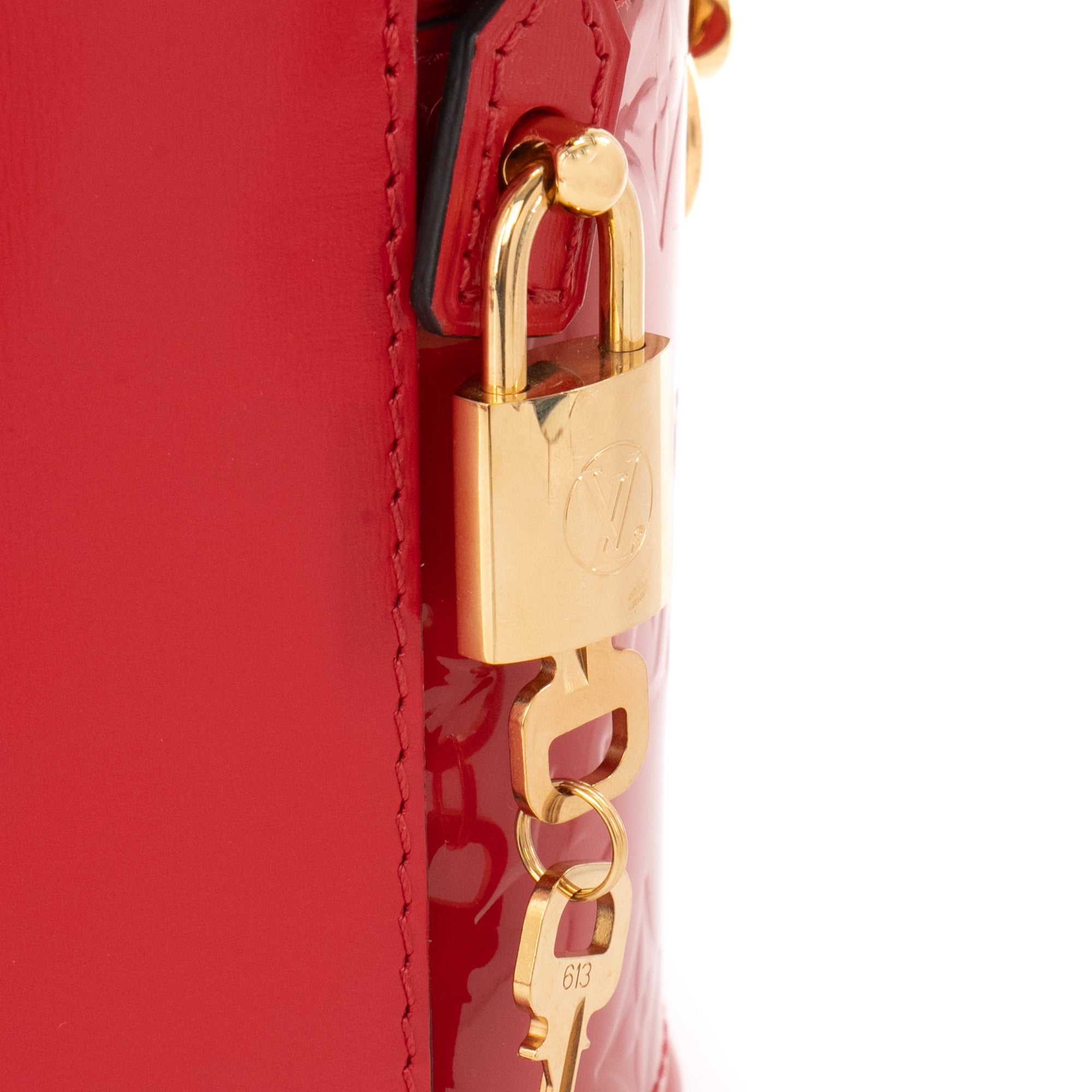 LOUIS VUITTON - Sac à main Cannes Louis Vuitton en cuir verni rouge