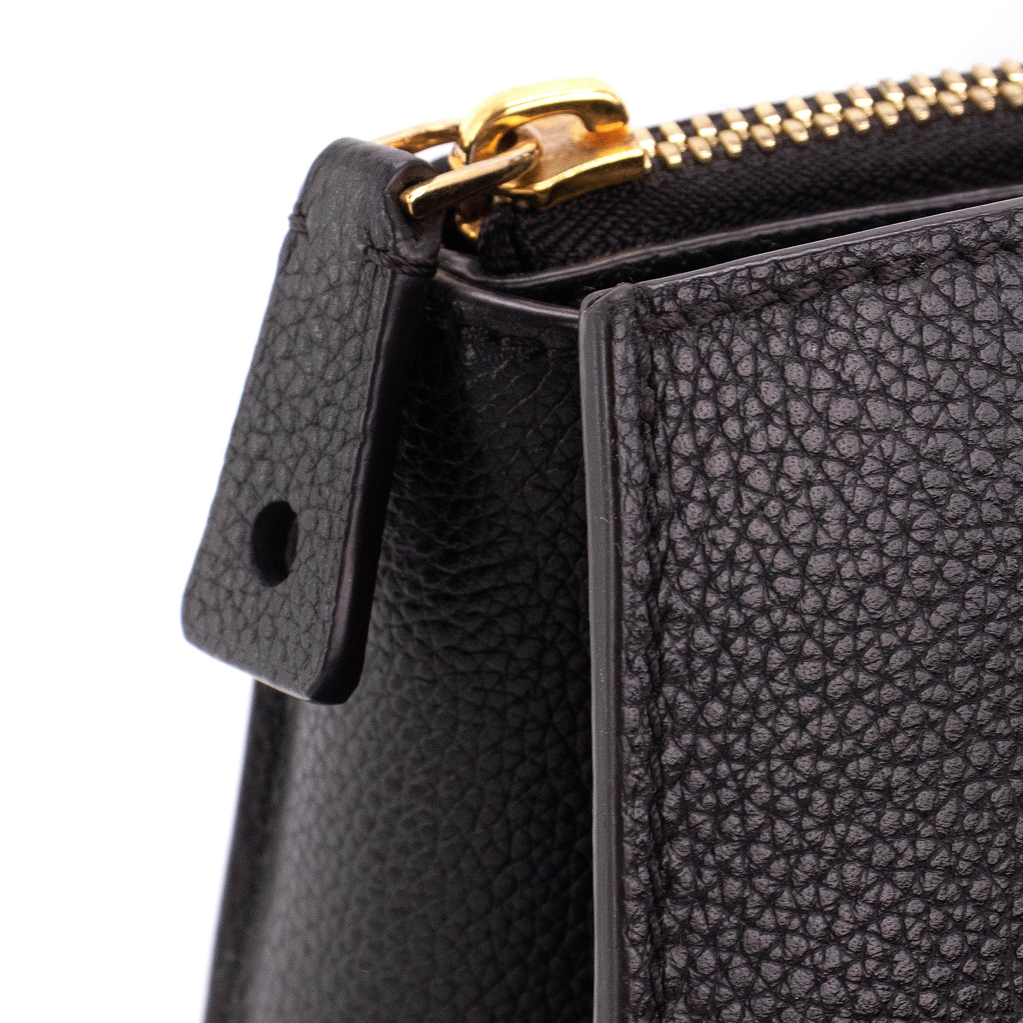 LOUIS VUITTON - Louis Vuitton City Steamer handbag in black grained leather