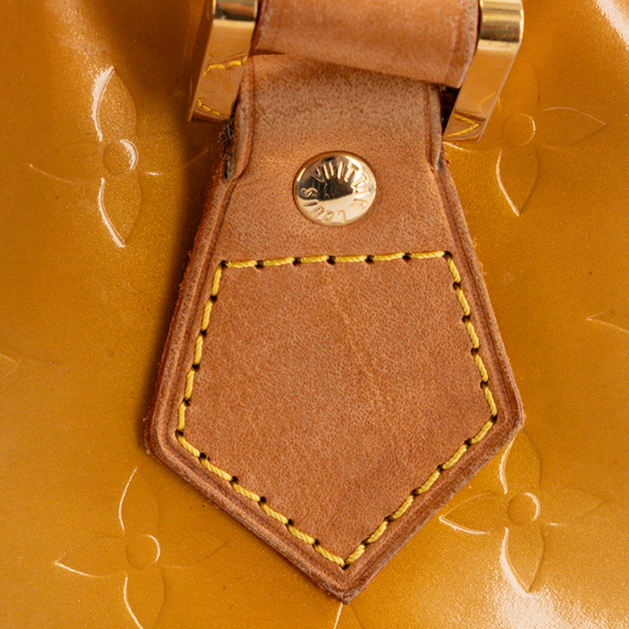 LOUIS VUITTON - Sac à main Houston Louis Vuitton en cuir verni moutarde vintage