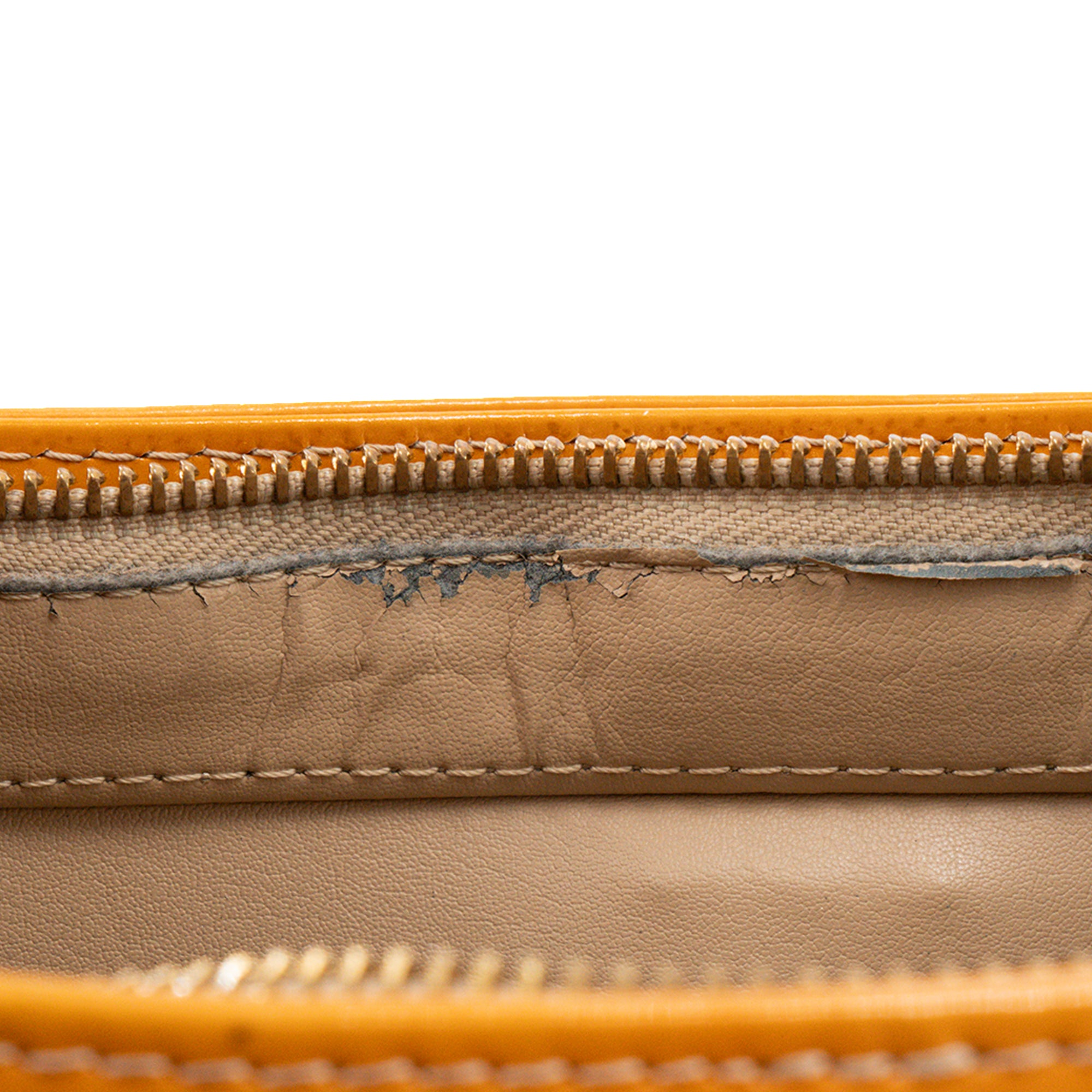 LOUIS VUITTON - Sac à main Houston Louis Vuitton en cuir verni moutarde vintage