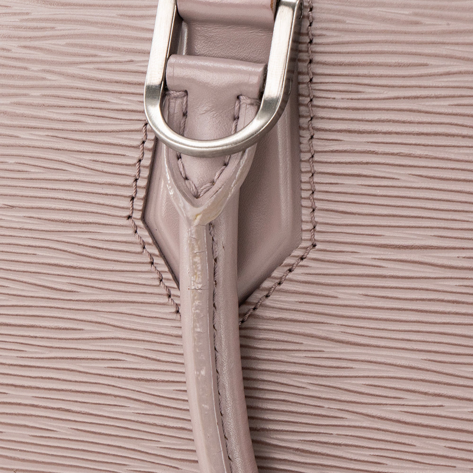 LOUIS VUITTON - Sac à main Jasmine Louis Vuitton en cuir épi violet vintage