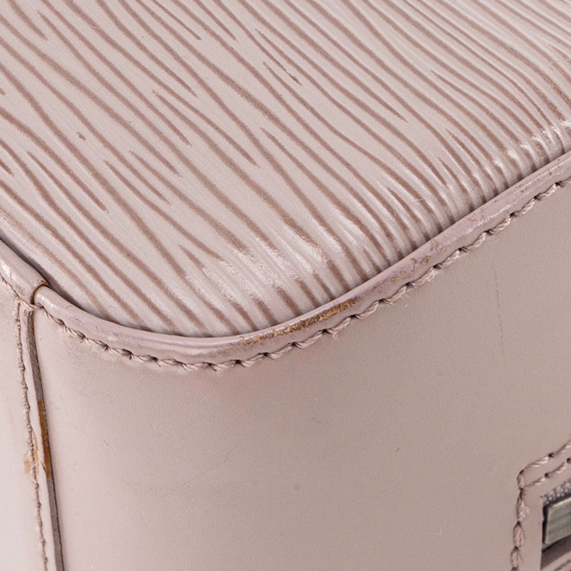 LOUIS VUITTON - Sac à main Jasmine Louis Vuitton en cuir épi violet vintage