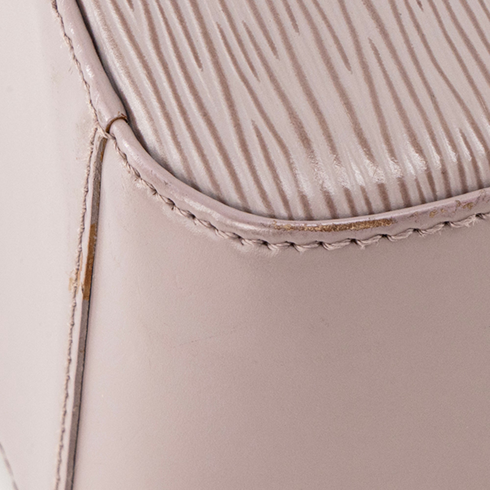 LOUIS VUITTON - Sac à main Jasmine Louis Vuitton en cuir épi violet