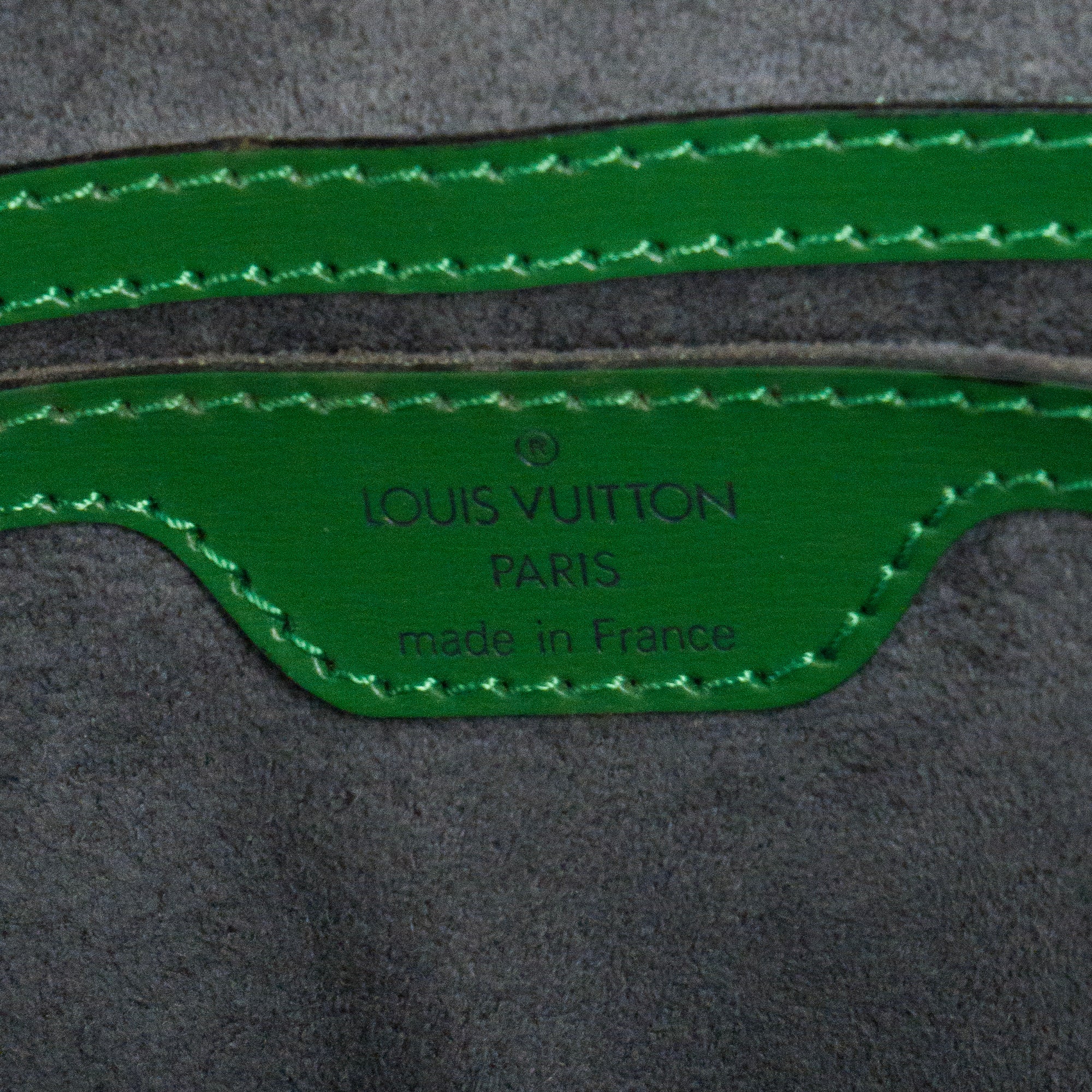LOUIS VUITTON - Sac à main Saint Jacques Louis Vuitton en cuir épi vert vintage