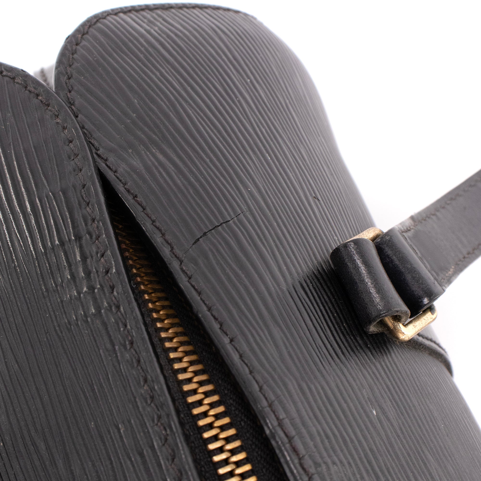 LOUIS VUITTON - Sac à main Soufflot Louis Vuitton en cuir épi noir