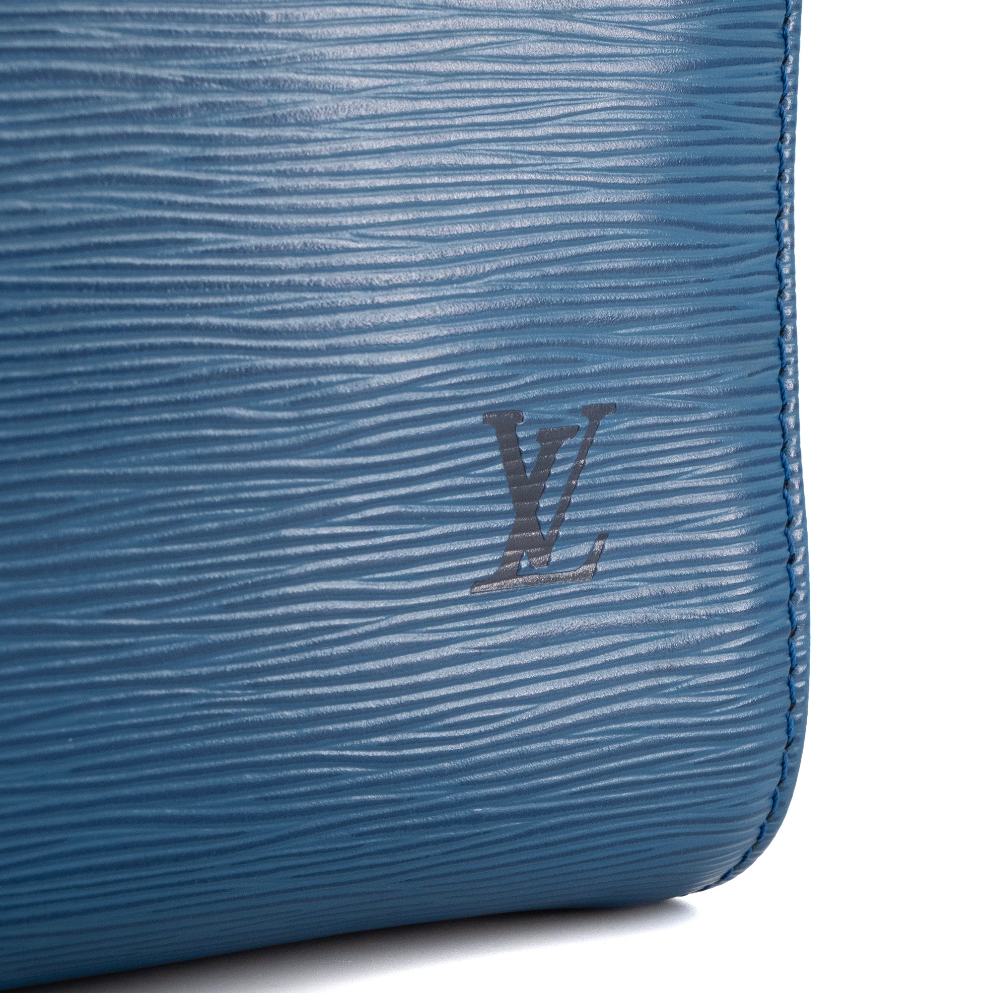 LOUIS VUITTON - Sac à main Speedy 30 Louis Vuitton en cuir épi bleu vintage