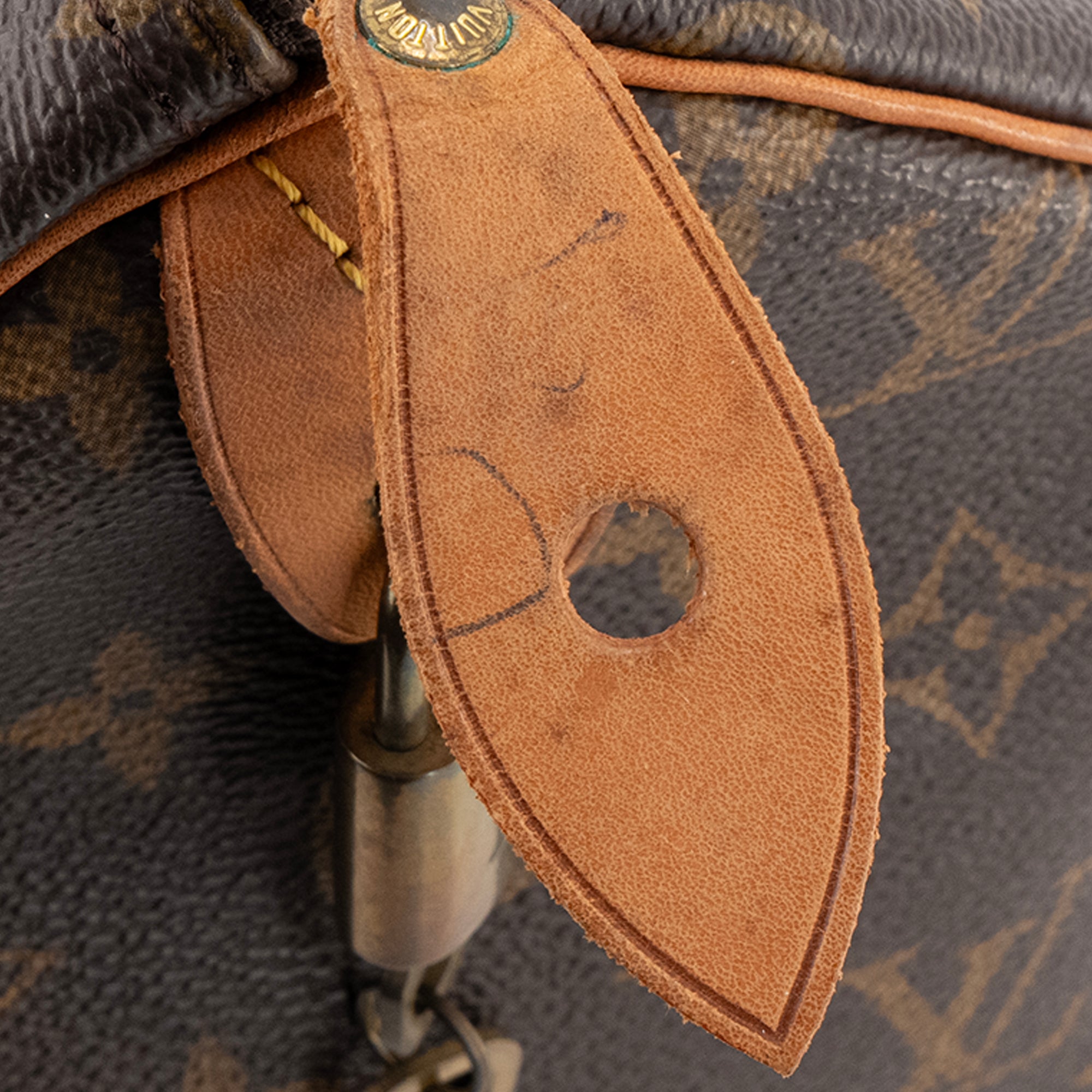 LOUIS VUITTON - Sac à main Speedy 30 Louis Vuitton en toile monogrammée