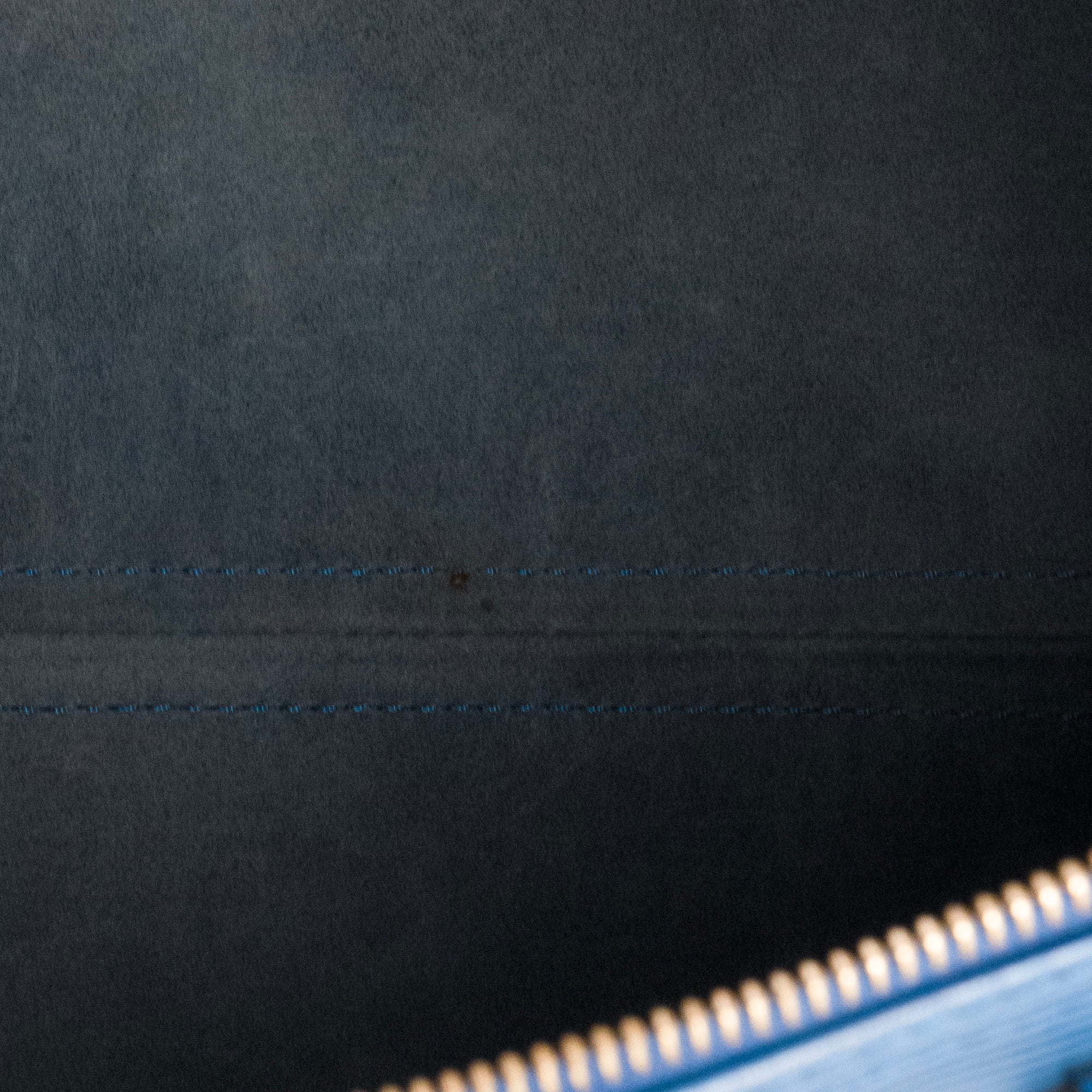 LOUIS VUITTON - Sac à main Speedy Louis Vuitton en cuir épi bleu