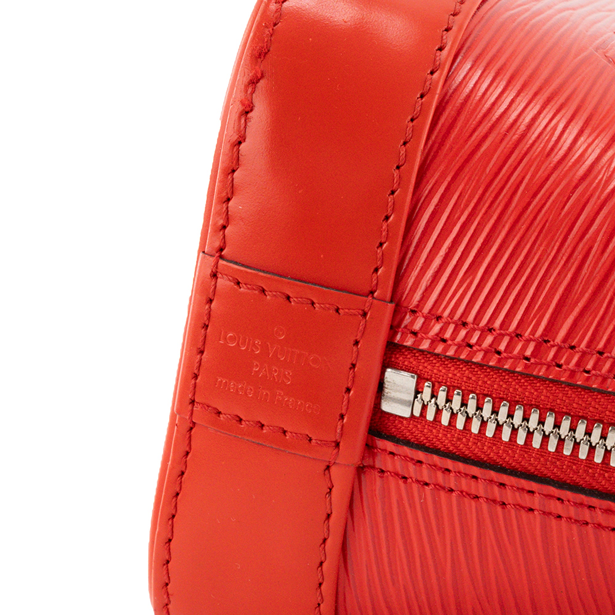 LOUIS VUITTON - Sac à bandoulière Alma BB Louis Vuitton en cuir épi rouge