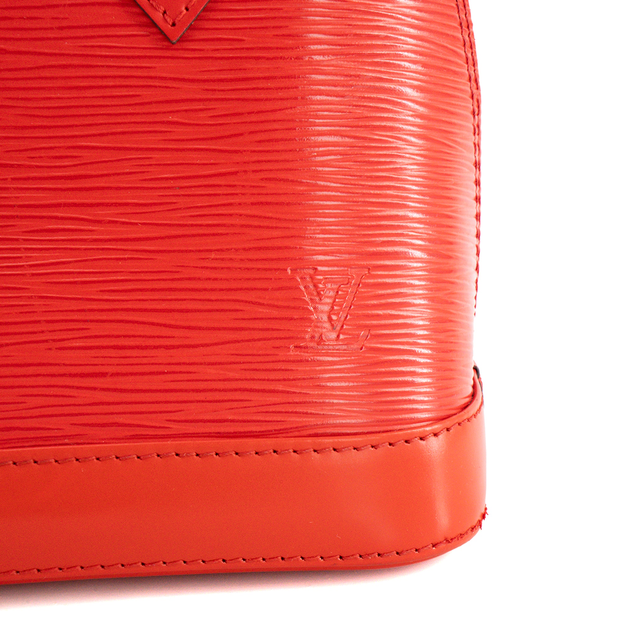LOUIS VUITTON - Sac à bandoulière Alma BB Louis Vuitton en cuir épi rouge
